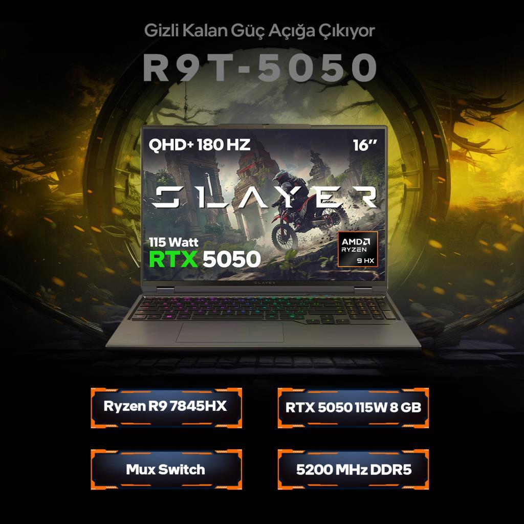 RGB klavyeli dizüstü bilgisayar, ekranda motokros sürücüsü görünüyor.