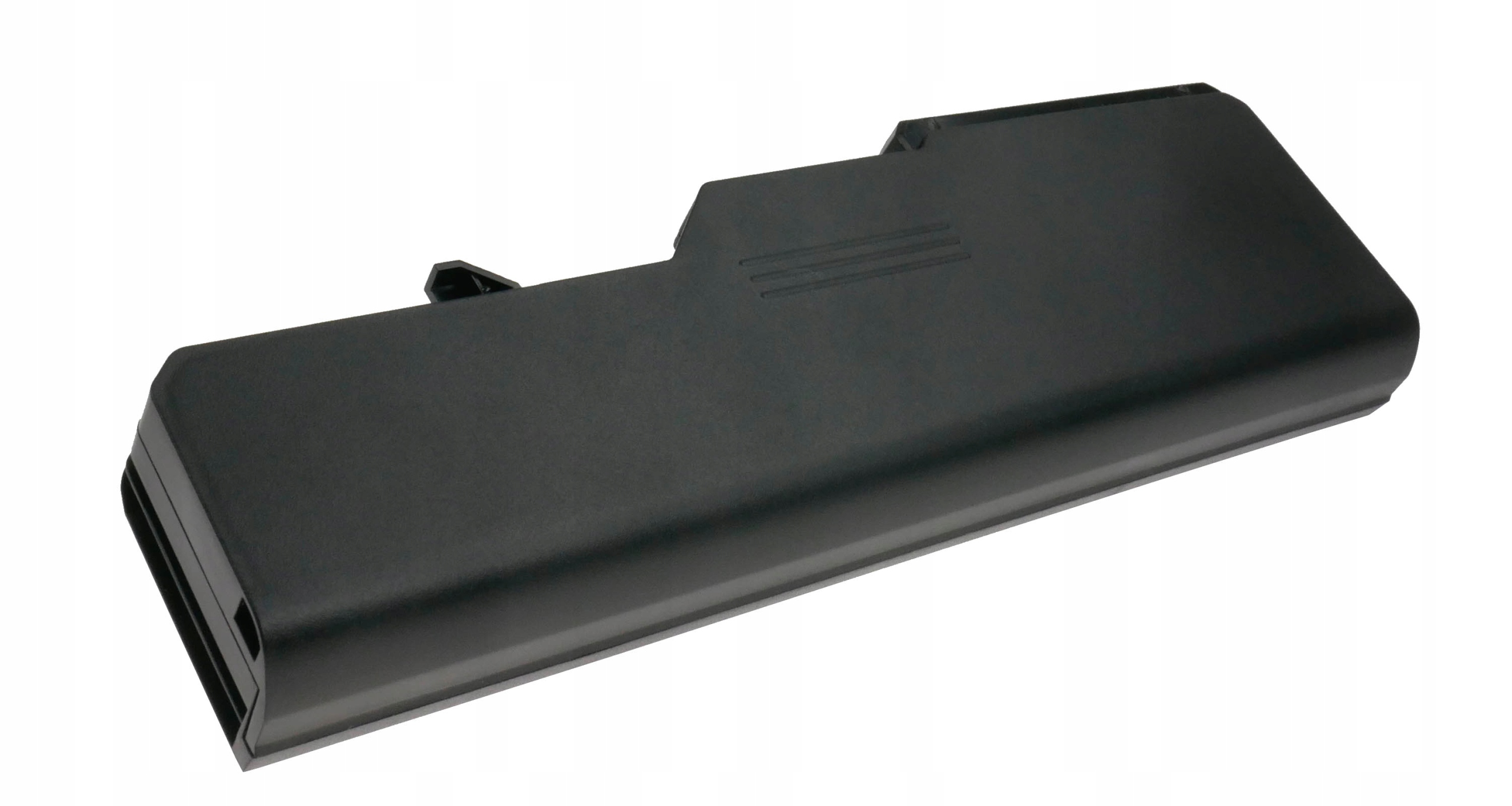 Czarna bateria do laptopa na białym tle, z trzema wgłębieniami.