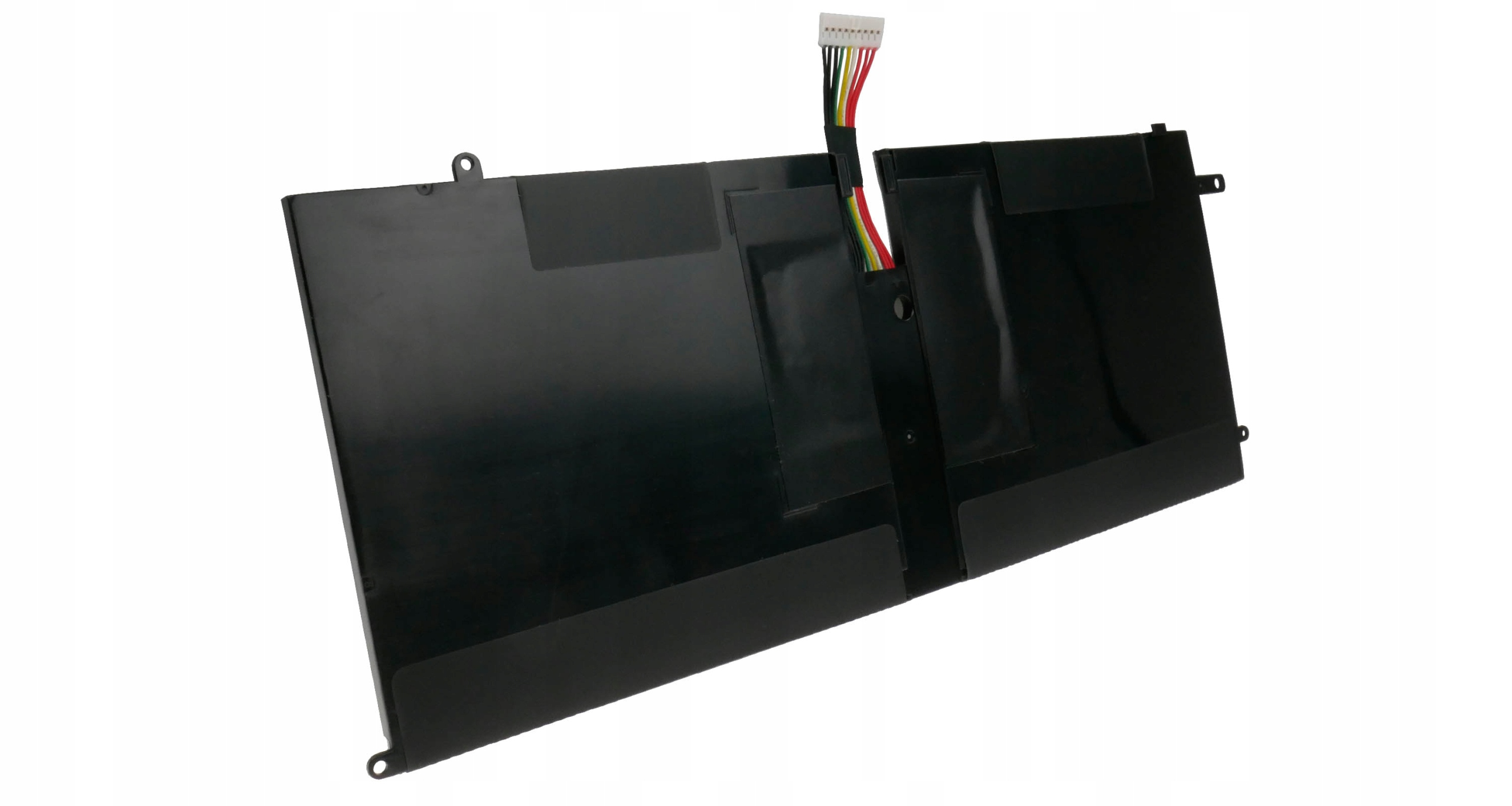 Czarna bateria z kolorowym kablem połączeniowym.