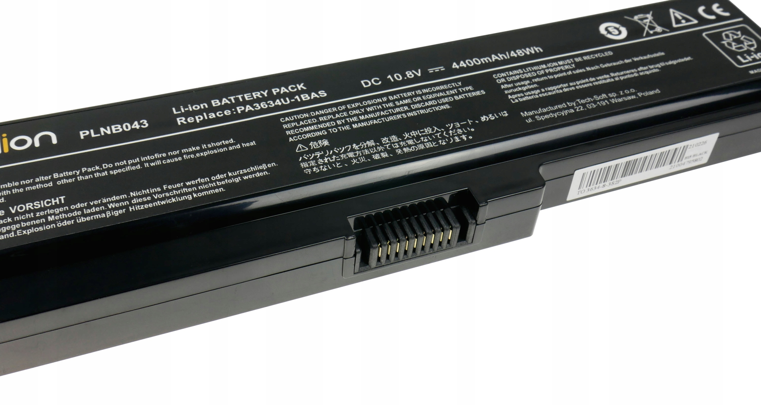 Czarny akumulator do laptopa z etykietami i złączami.