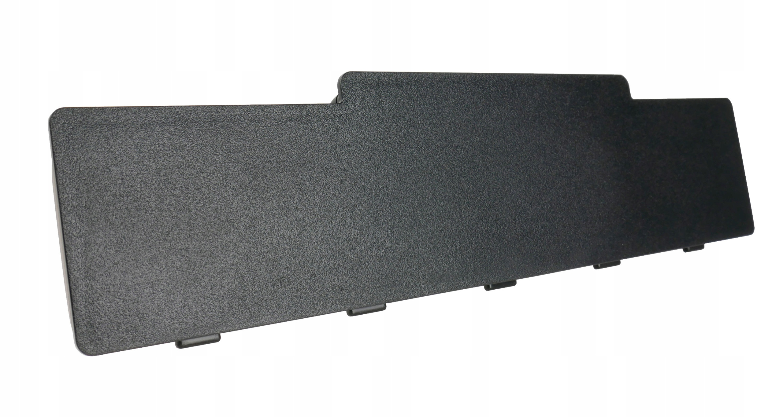 Czarna, prostokątna pokrywa baterii laptopa o teksturowanej powierzchni.
