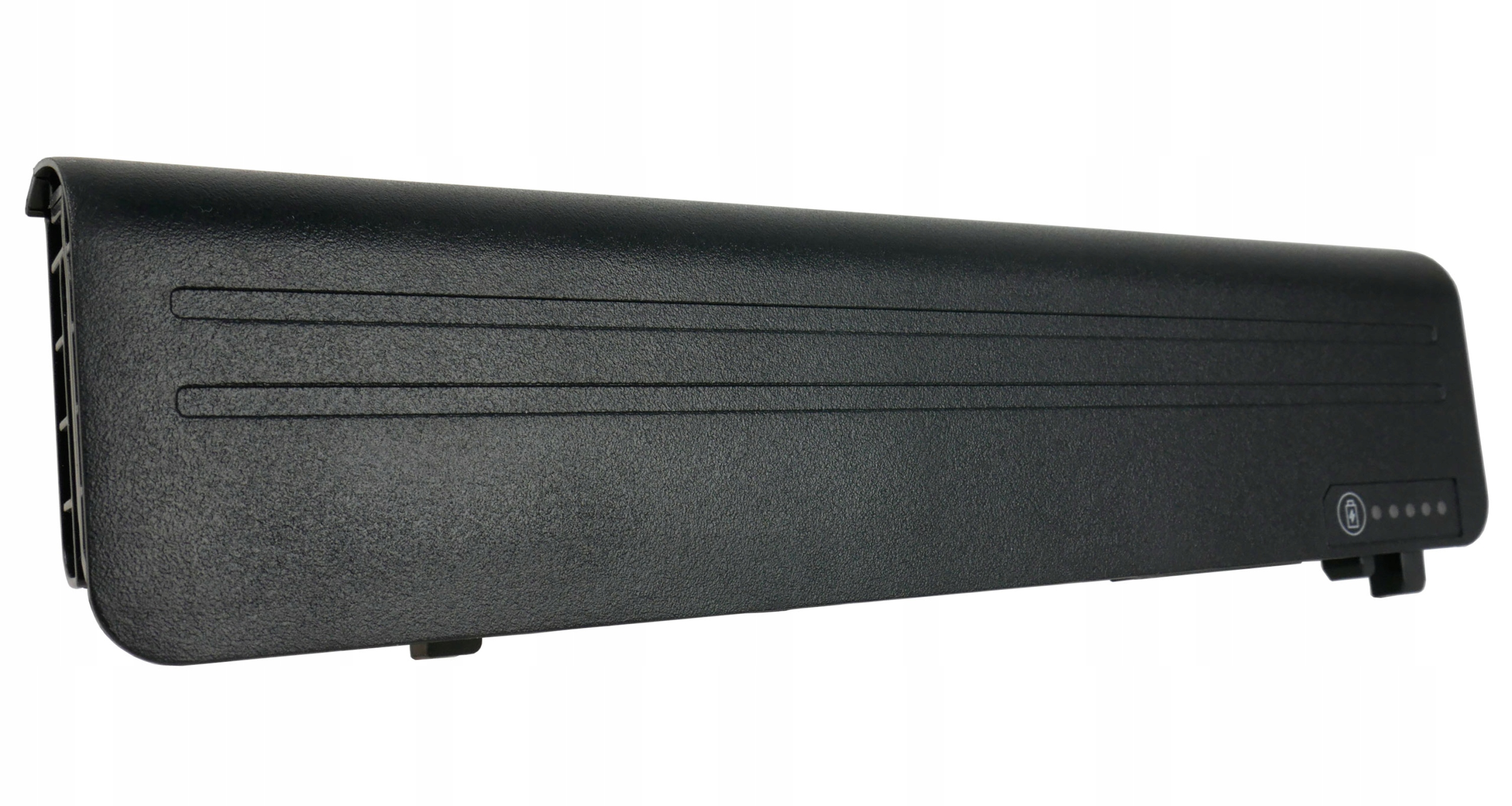 Czarna bateria z prążkowaną teksturą i wskaźnikami naładowania.