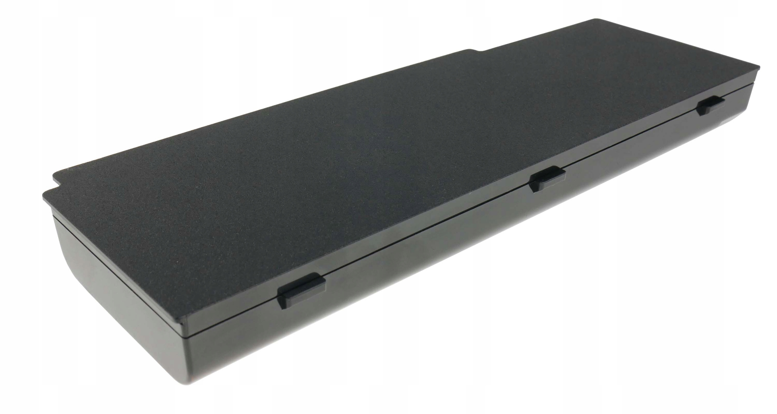 Czarna bateria z teksturowaną górą i klipsami po bokach.