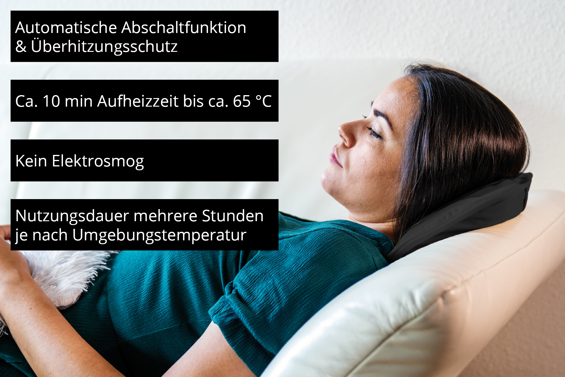 Frau liegt auf einem Sofa mit einem Nackenkissen. Text über Funktionen.