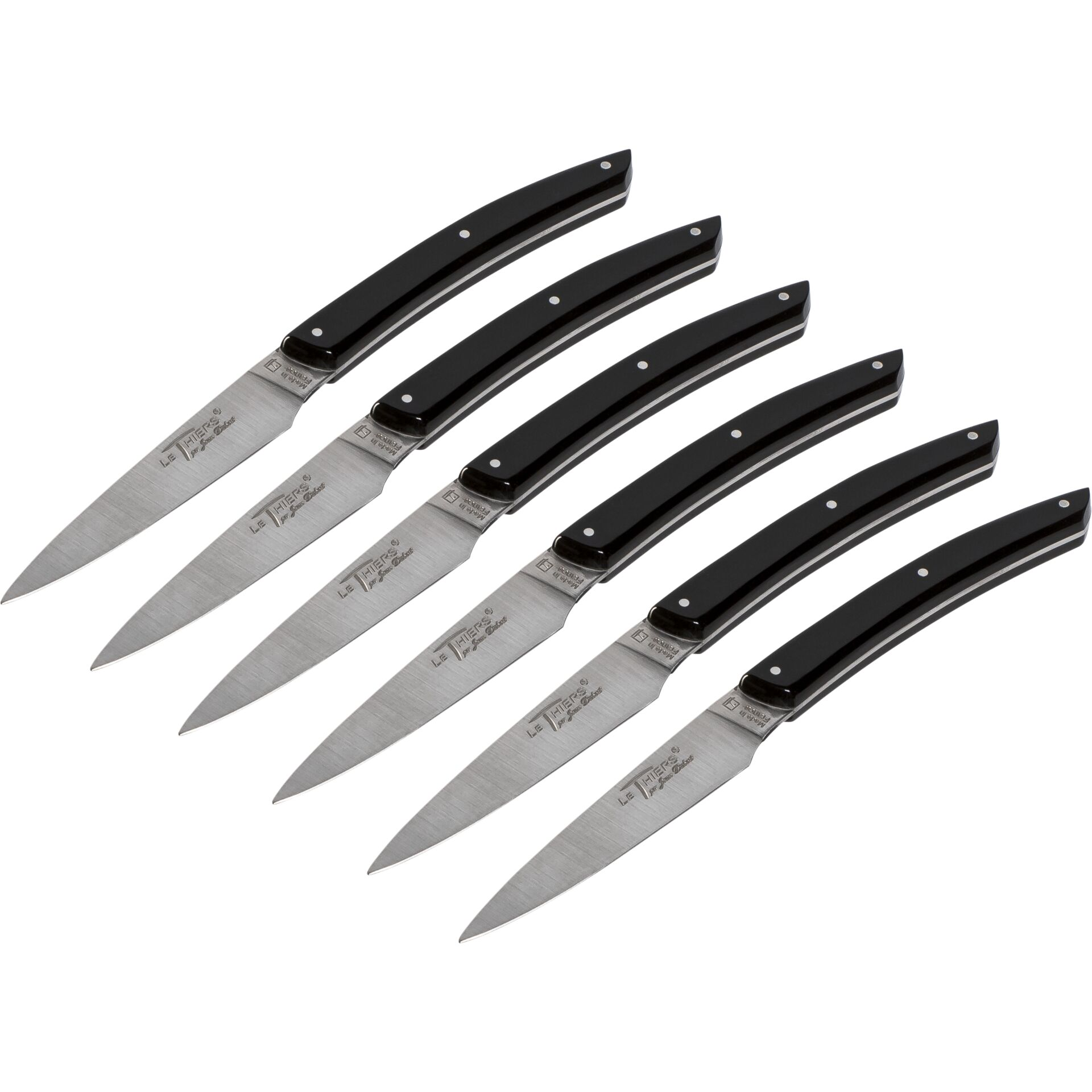 Sechs Tafelmesser mit schwarzen Griffen und polierten Stahlklingen.