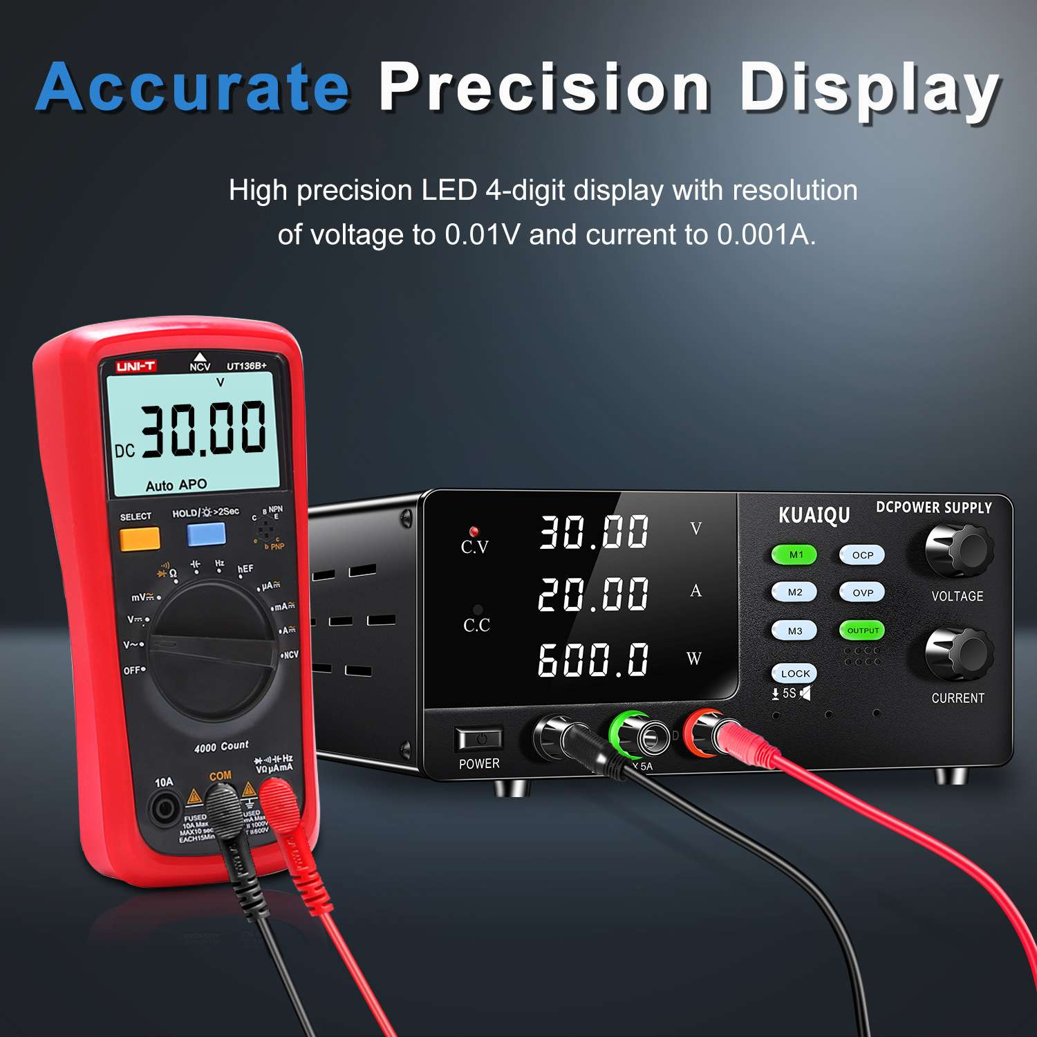 Rotes Multimeter und schwarzes Netzteil mit Digitalanzeigen und angeschlossenen Kabeln.