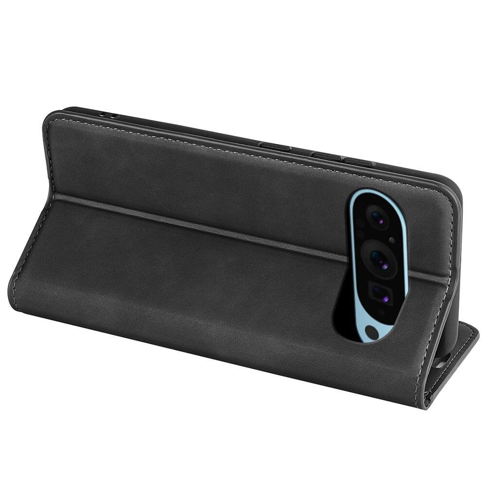 Custodia a libro nera per smartphone, con apertura per fotocamera.