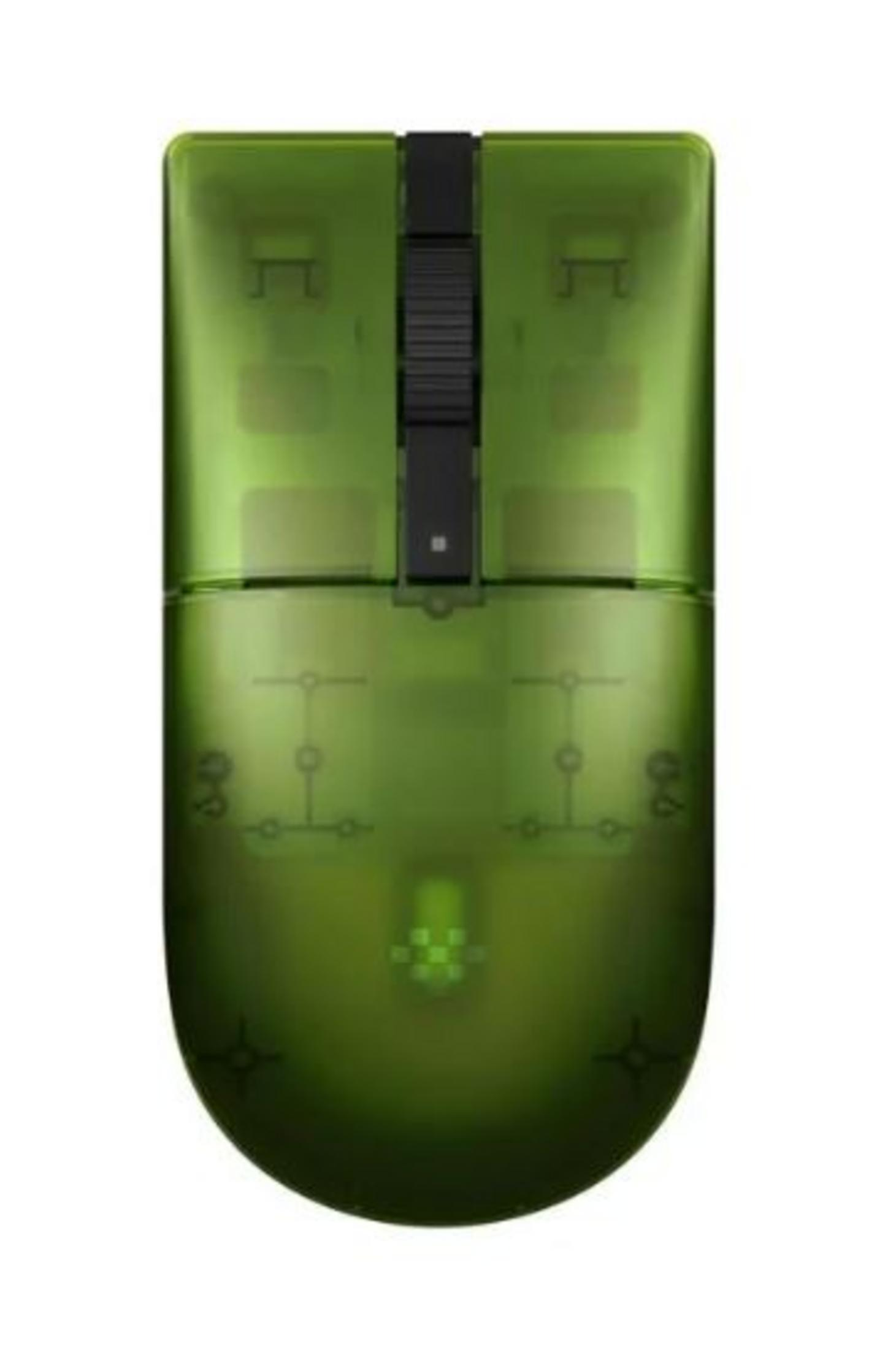 Un mouse per computer verde trasparente con rotellina nera e componenti interni visibili.