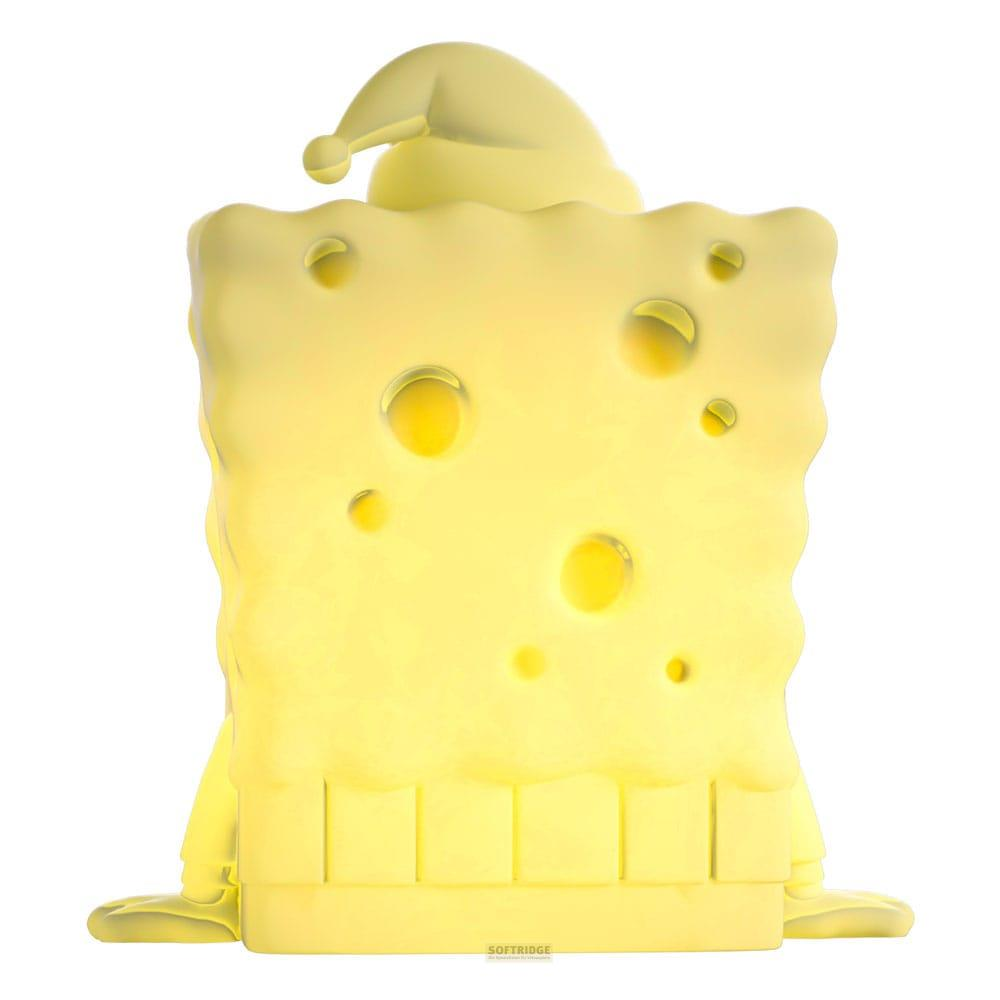 Gelbe Spongebob-Lampe mit Schlafmütze, auf weißem Hintergrund.