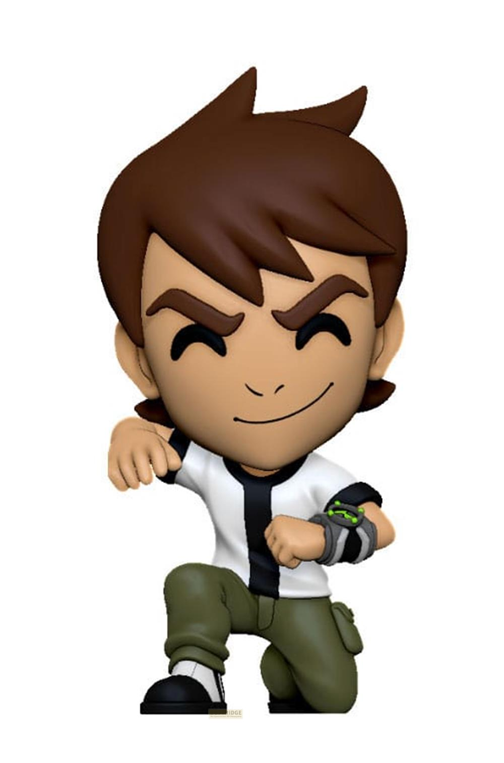 Chibi-Figur von Ben Tennyson in grün-weißer Kleidung kniet mit Omnitrix am Arm.