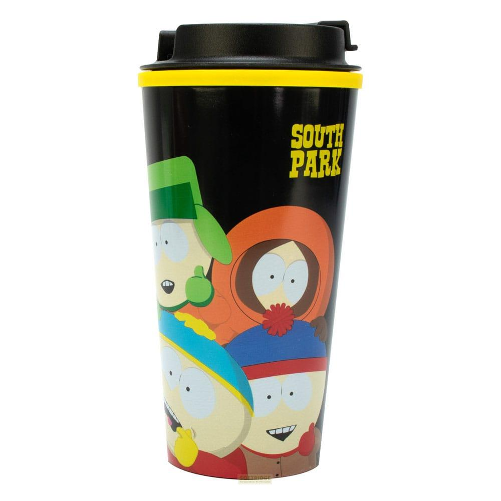 Ein schwarzer Becher mit South Park Charakteren und Logo.