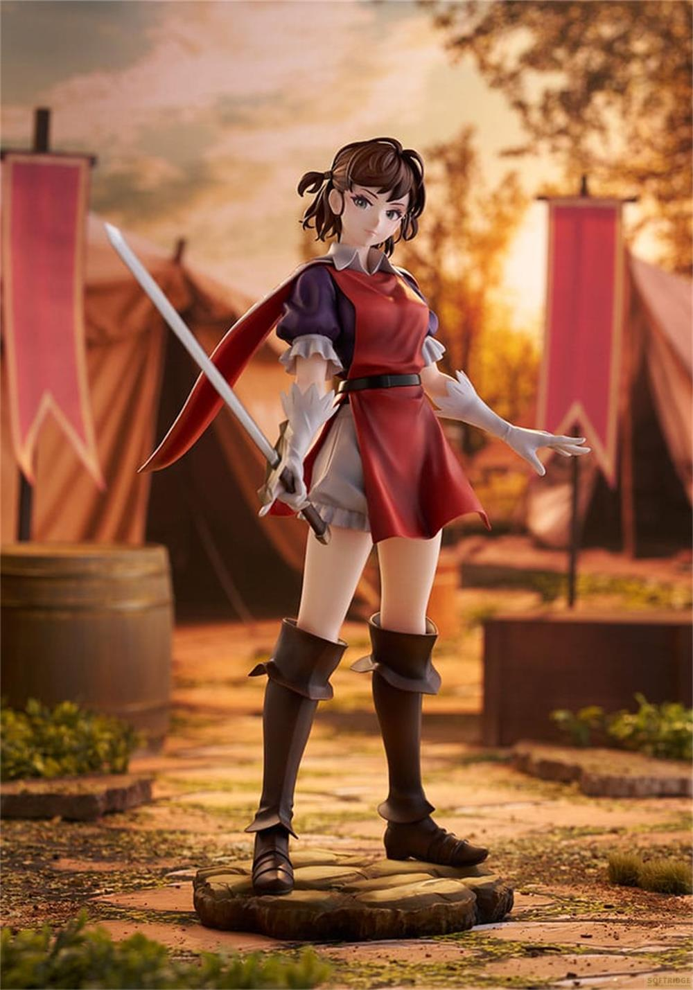 Eine Figur eines Mädchens mit Schwert in rot-violetter Kleidung steht in einem Lager.