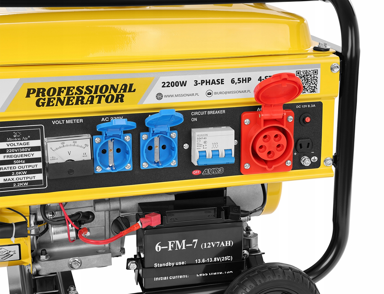 Żółty generator z gniazdami, woltomierzem, wyłącznikiem i akumulatorem.