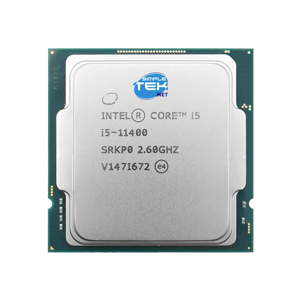 Un processore CPU Intel Core i5-11400 su sfondo bianco.