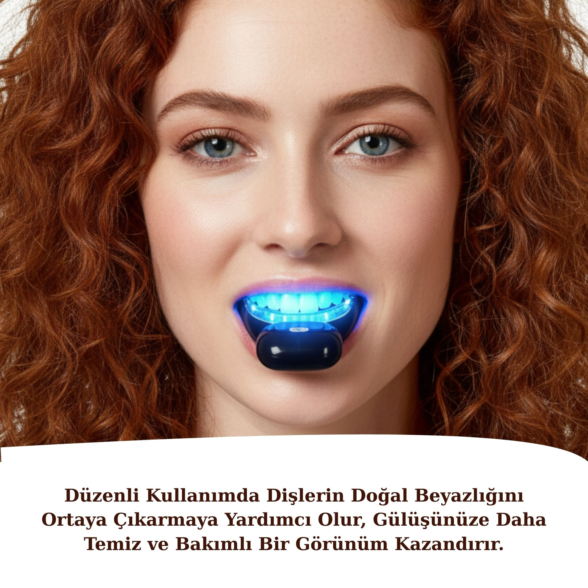 Kızıl saçlı kadın, mavi ışıklı diş beyazlatma cihazı kullanıyor.