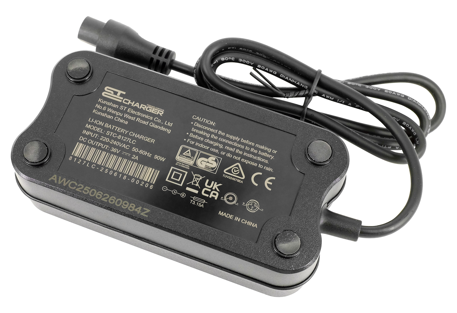 Ein schwarzes Ladegerät für Li-Ion-Akkus mit Kabel und Aufschriften.