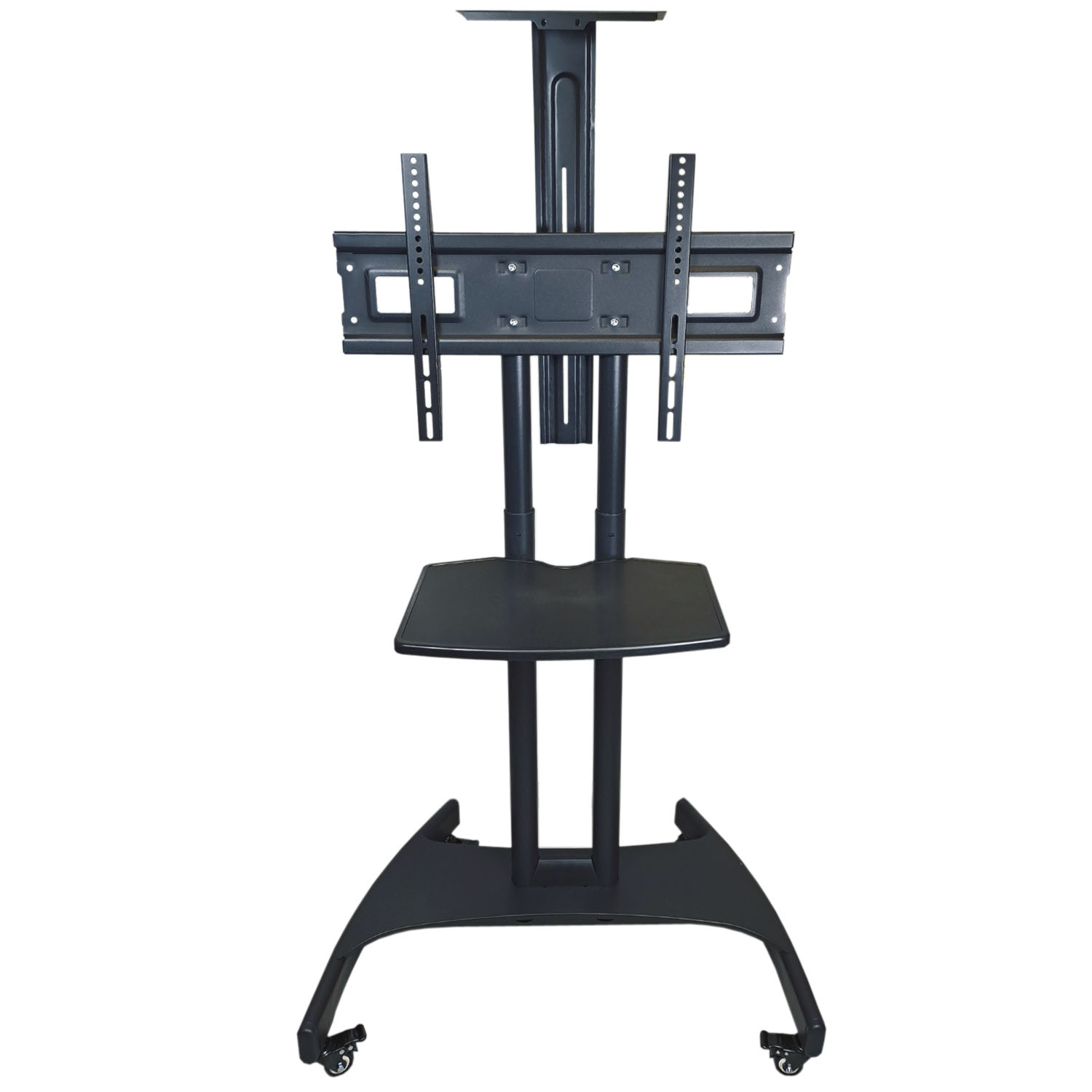 Czarny mobilny stojak pod telewizor z kółkami, półką i regulowanym mocowaniem ekranu.