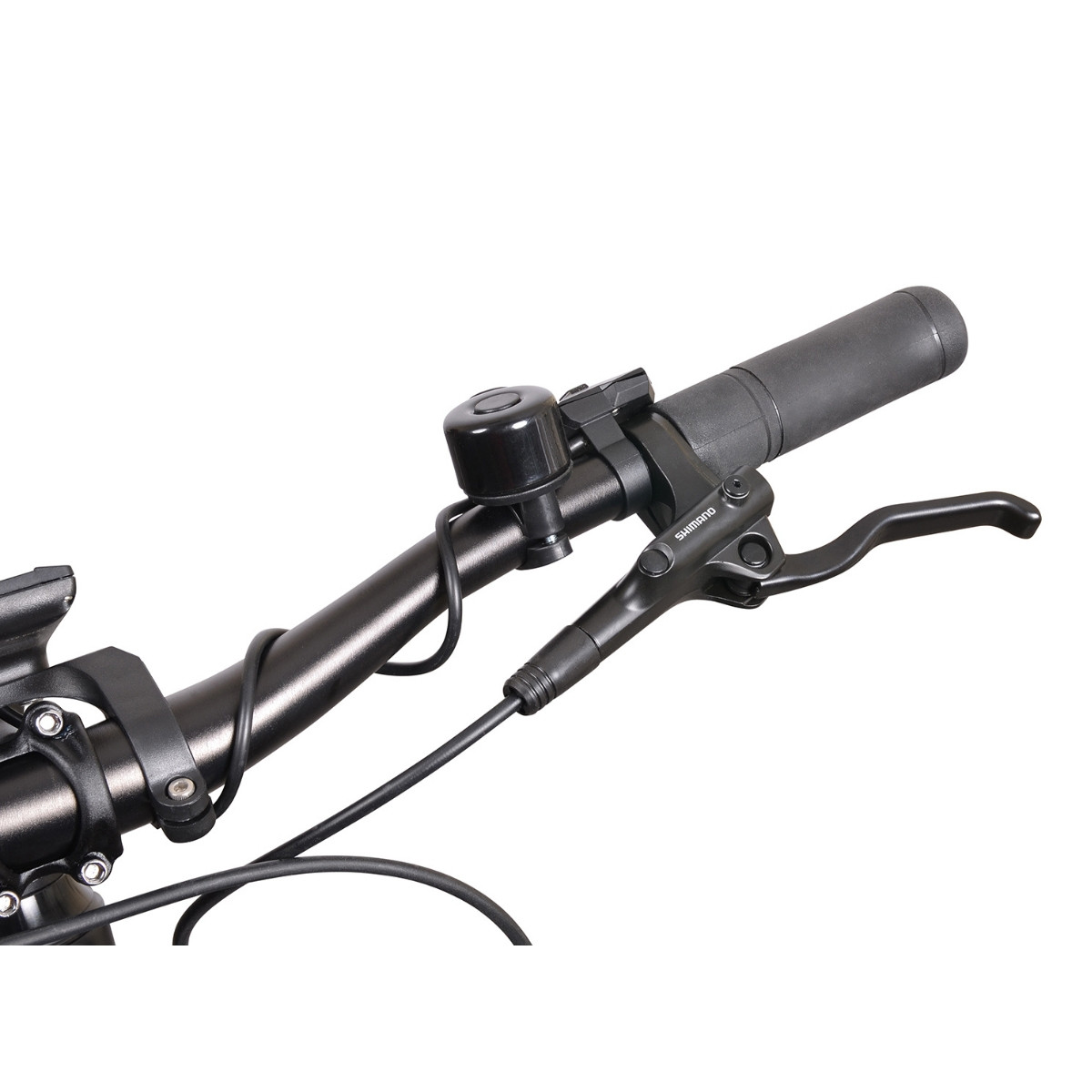 Zbliżenie kierownicy roweru z dzwonkiem, uchwytem i hamulcem.