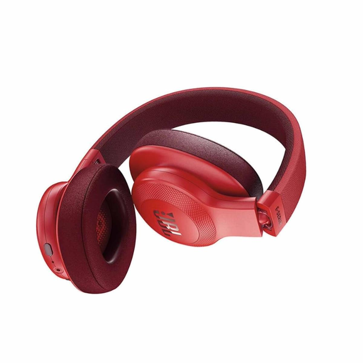 Un paio di cuffie over-ear rosse JBL E-Series con archetto e padiglioni imbottiti, angolate su sfondo bianco.
