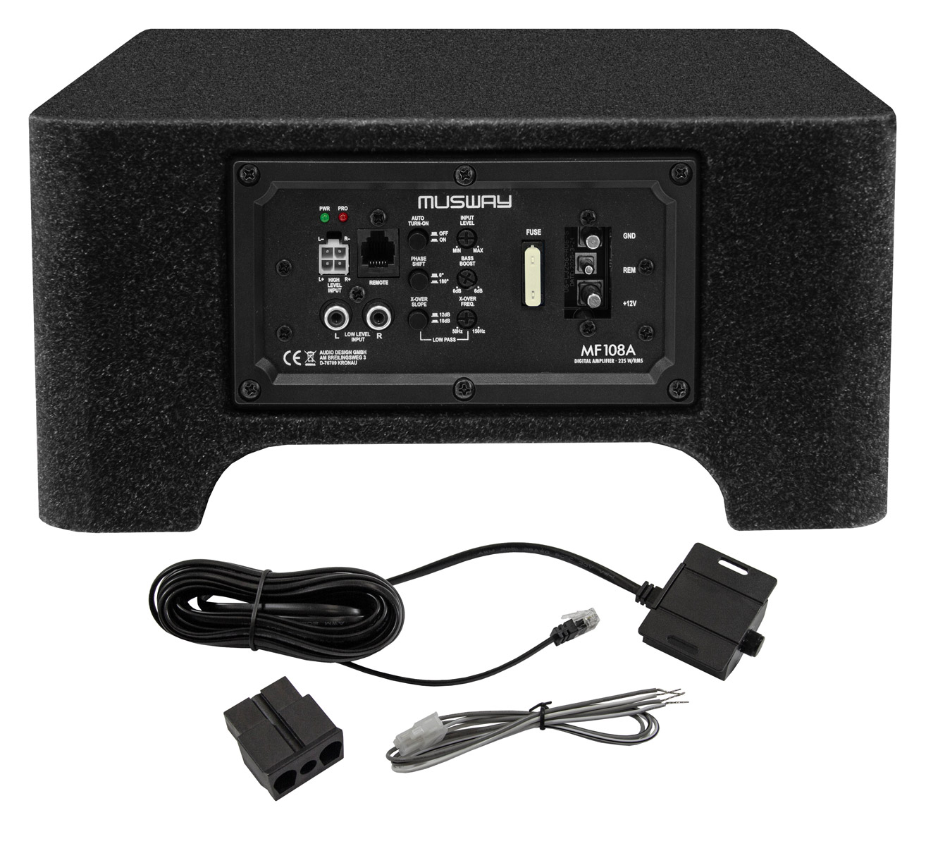 Ein schwarzer Musway-Subwoofer mit Anschlüssen und Kabeln darunter.