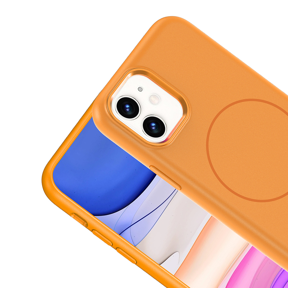 İki kamera lensli ve dairesel desenli turuncu telefon kılıfı.