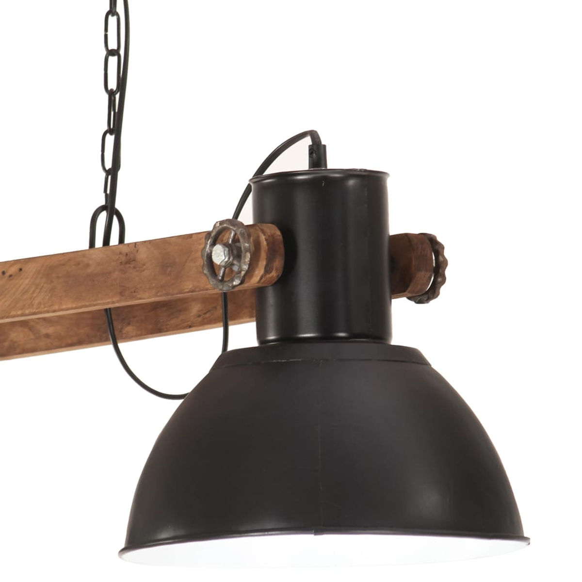 Eine schwarze Pendelleuchte mit Holzdetails und Kettenaufhängung.