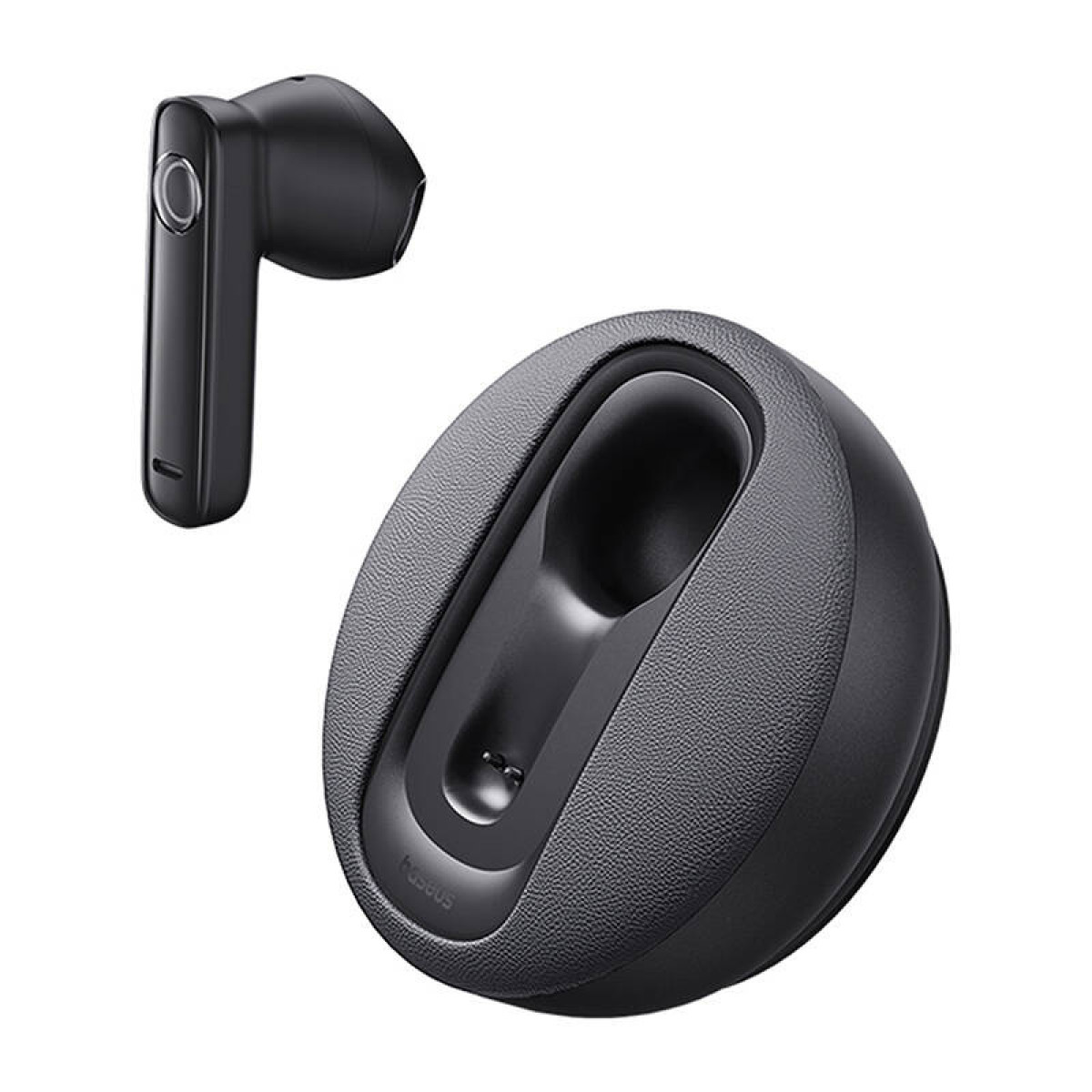 Un auricolare wireless nero accanto a una custodia di ricarica nera.