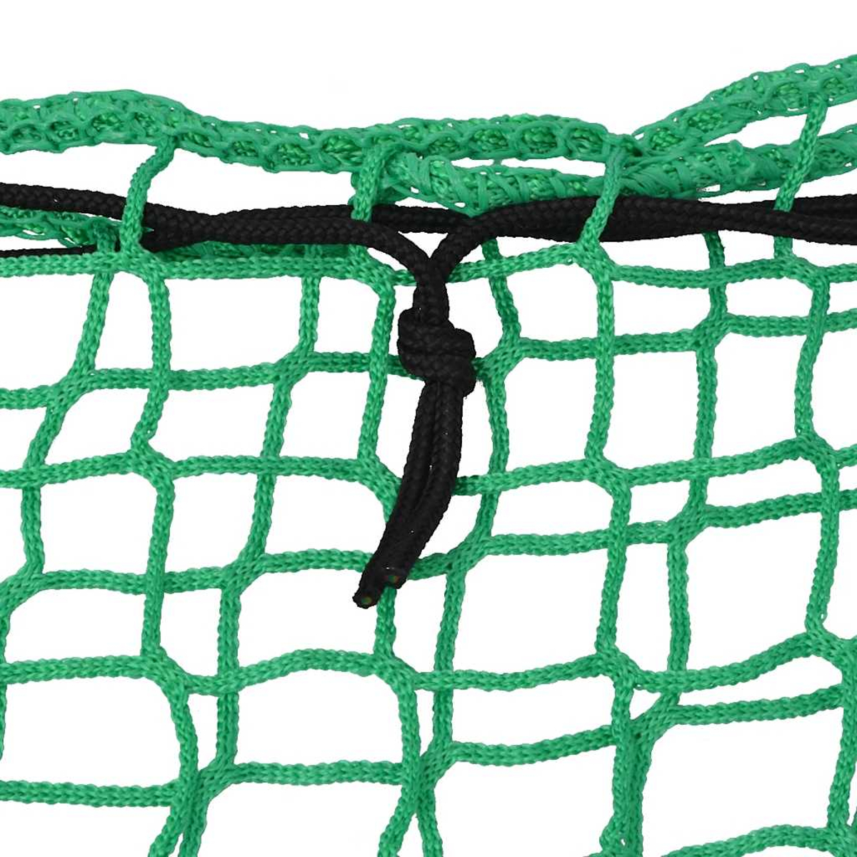 Rete verde fissata con una corda nera legata in un nodo.