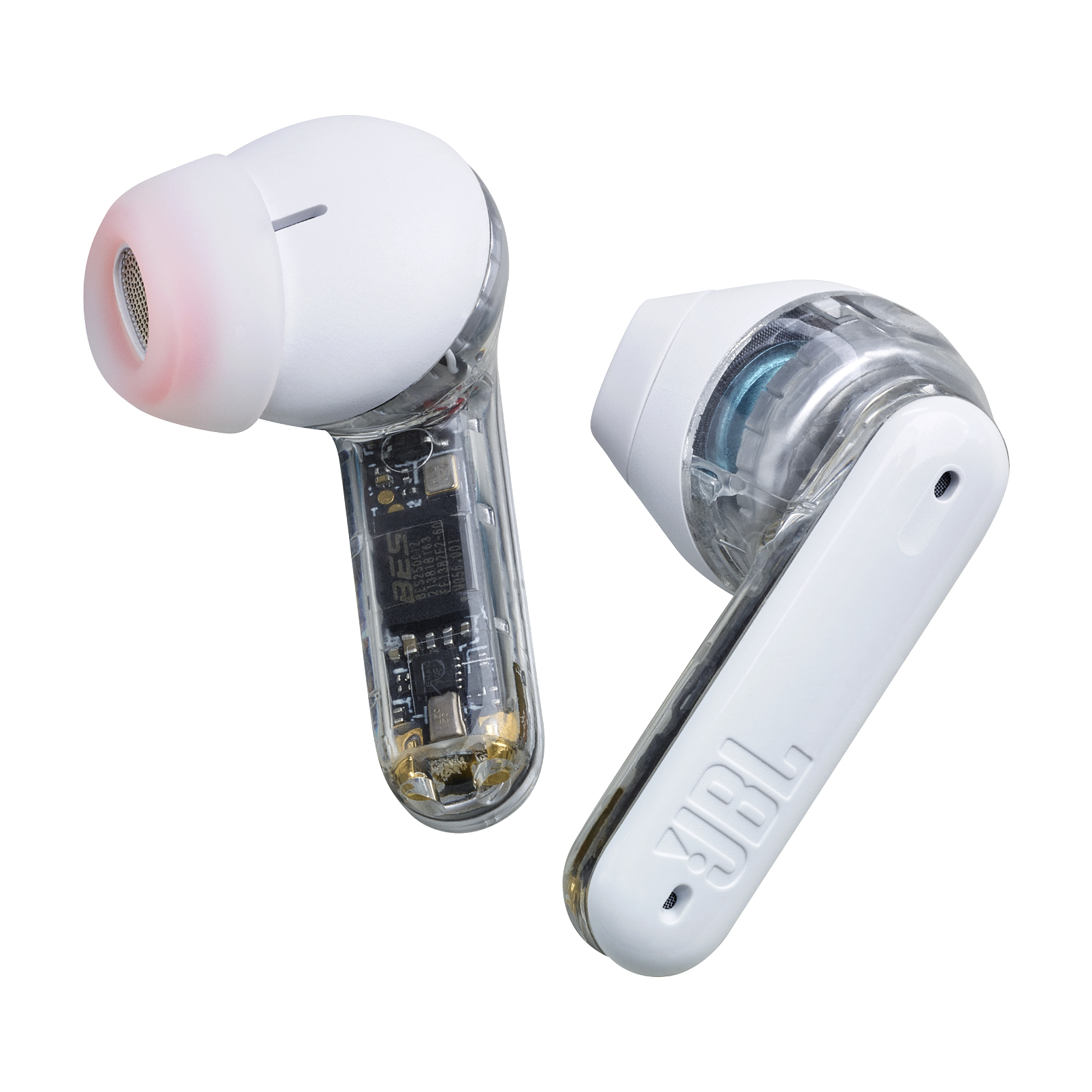 Due auricolari JBL bianchi con custodia trasparente che rivela i componenti interni.