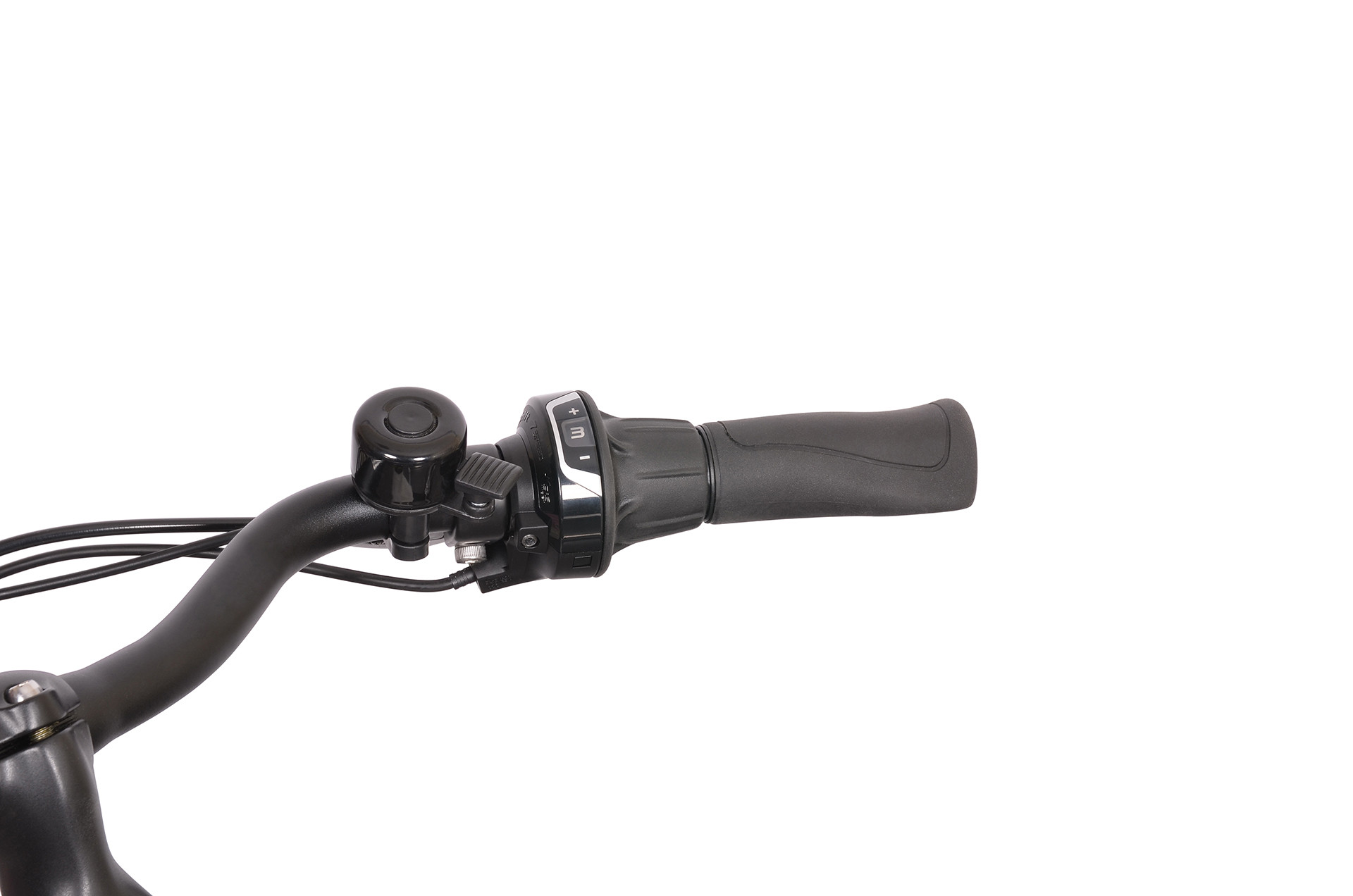 Czarna kierownica roweru z dzwonkiem i manetką obrotową.