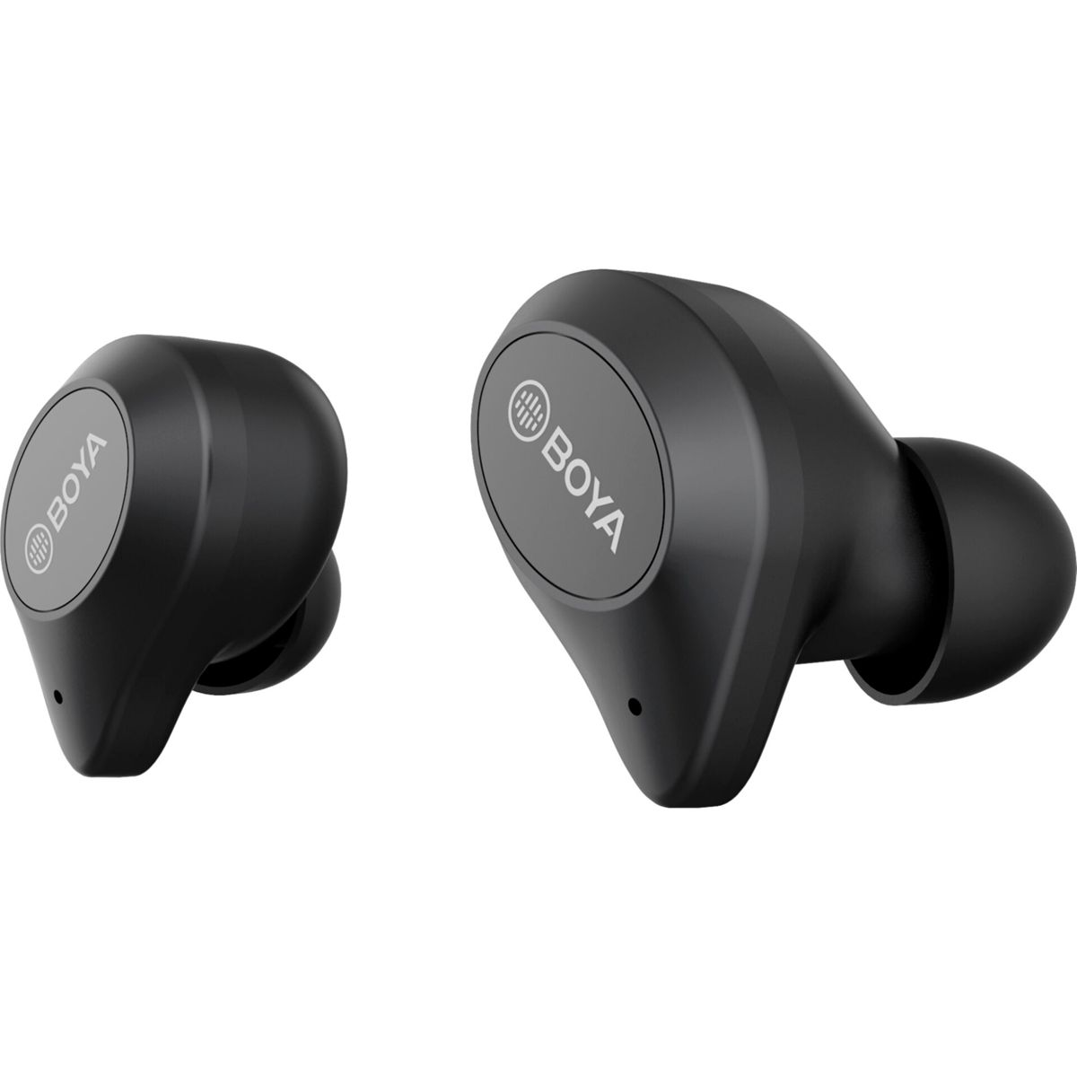 Dos auriculares negros BOYA con logo sobre fondo blanco.