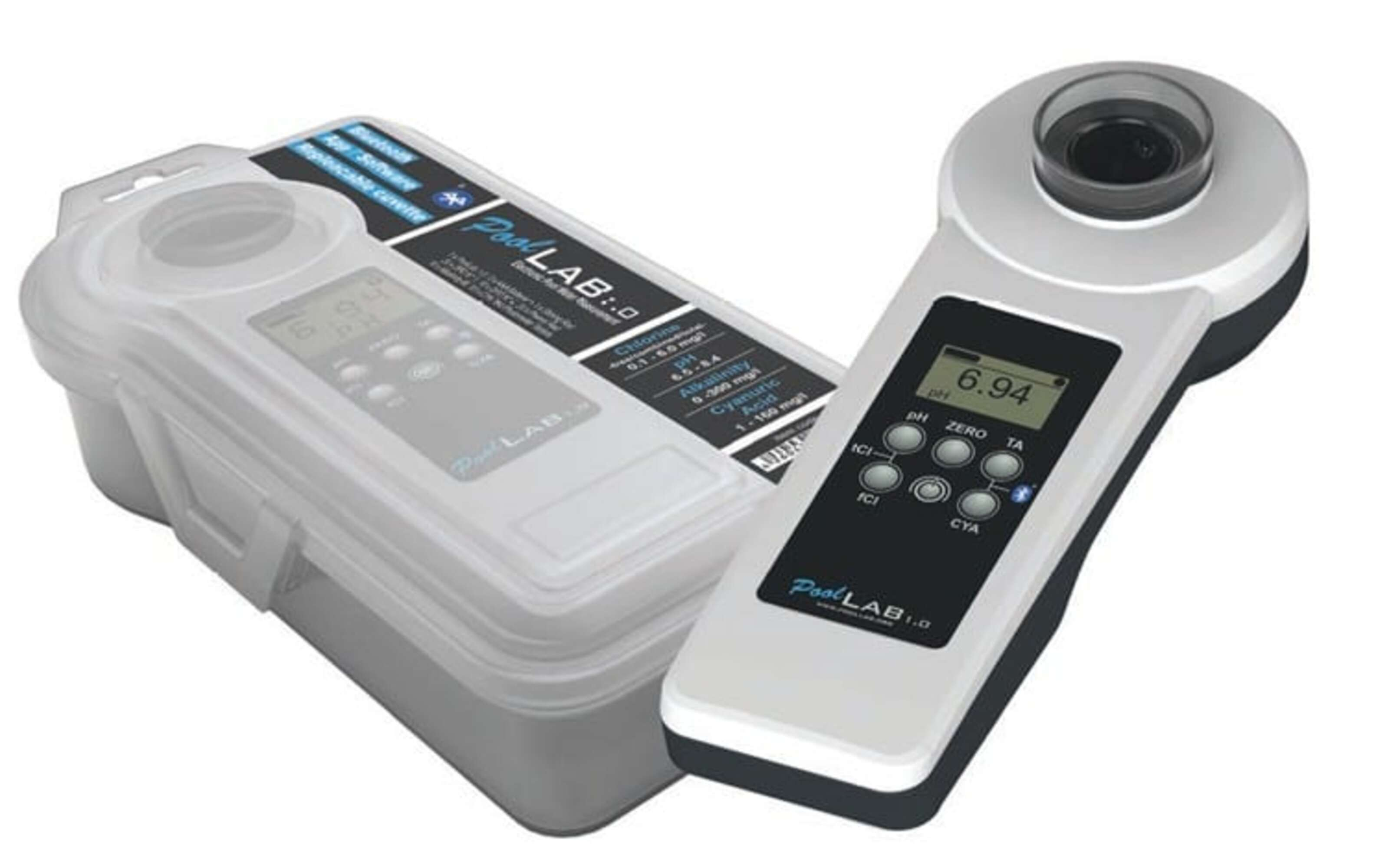Un dispositivo de prueba de piscina con pantalla digital y accesorios en una caja.