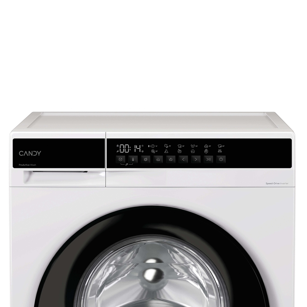 Lavatrice Candy bianca con display digitale e icone programma.