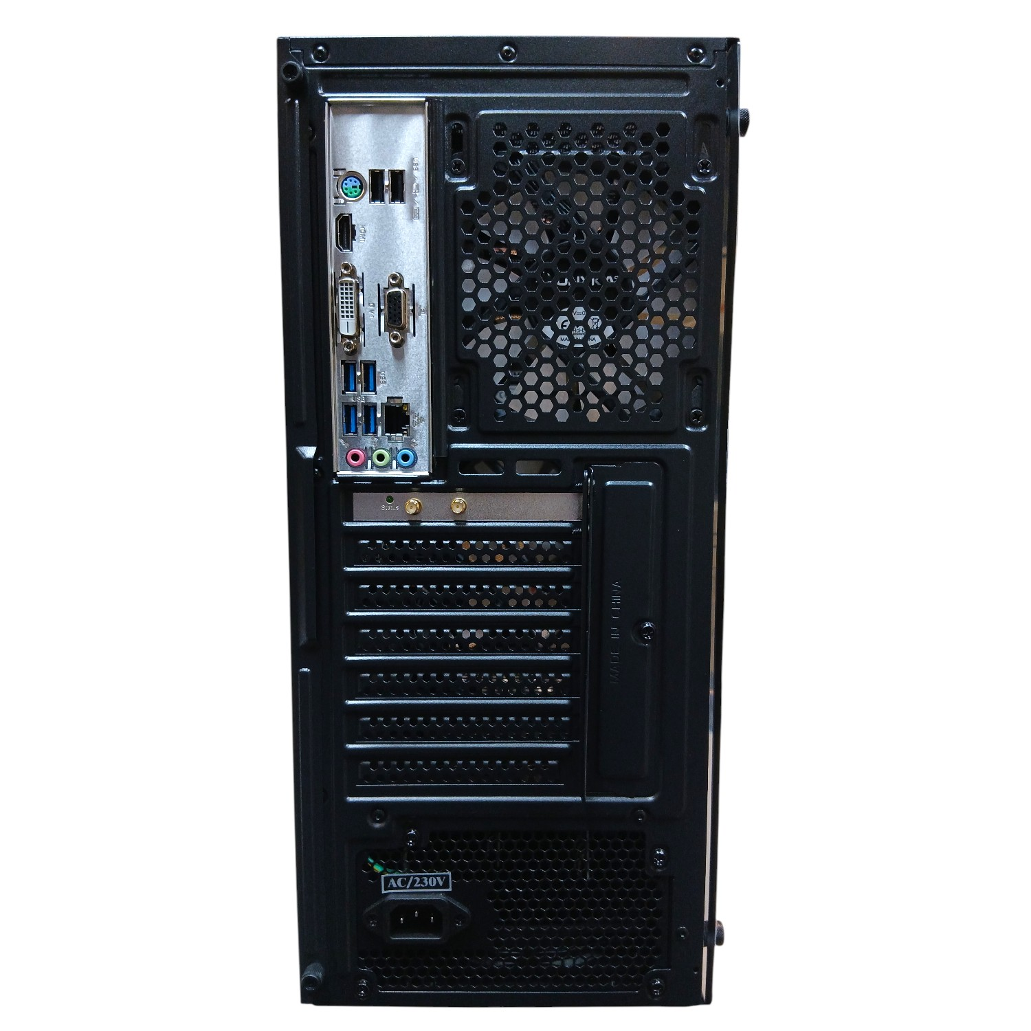 Parte trasera de una torre de computadora negra mostrando puertos: HDMI, DVI, VGA, USB, audio y entrada de alimentación.