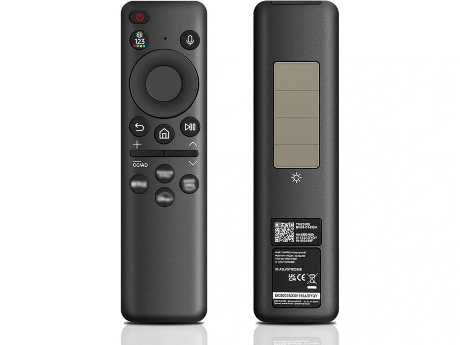 Schwarze Fernbedienung mit Tasten und einem Touchpad.