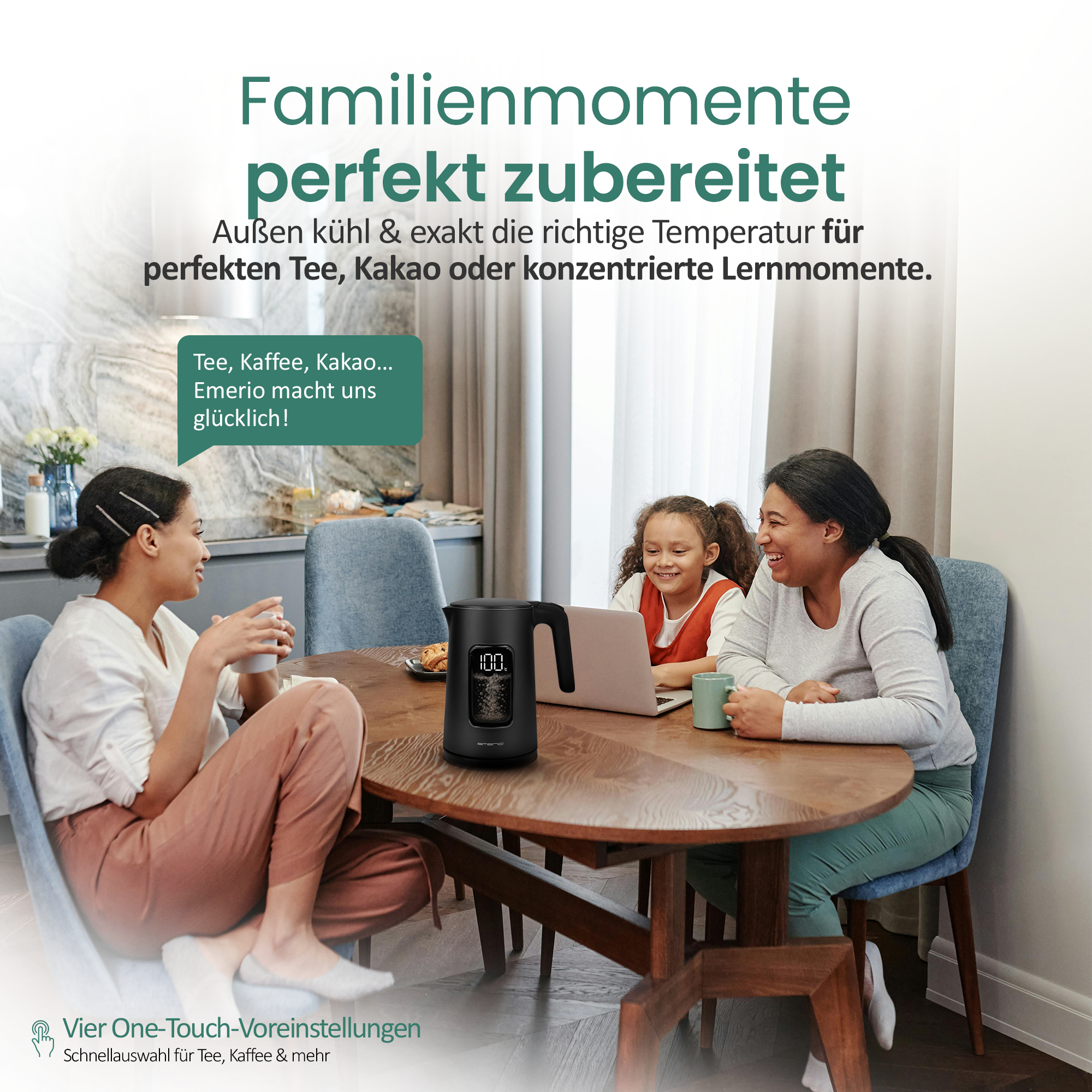 Familie am Tisch mit Wasserkocher und Laptop. Kinder lernen.