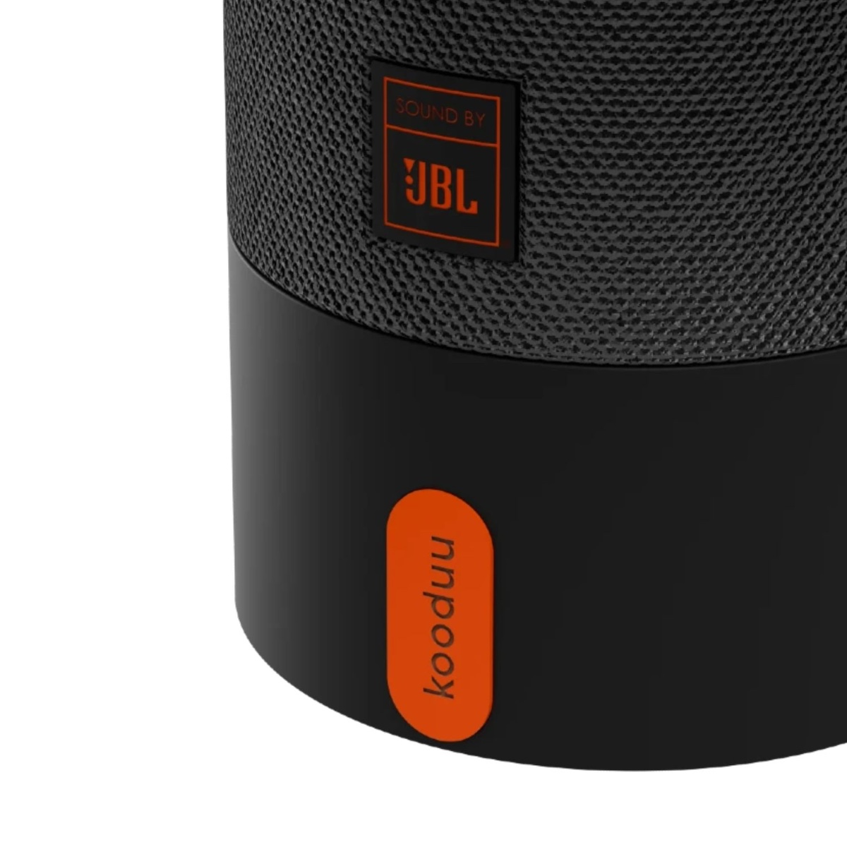 Altoparlante nero con logo JBL e logo arancione Kooduu.
