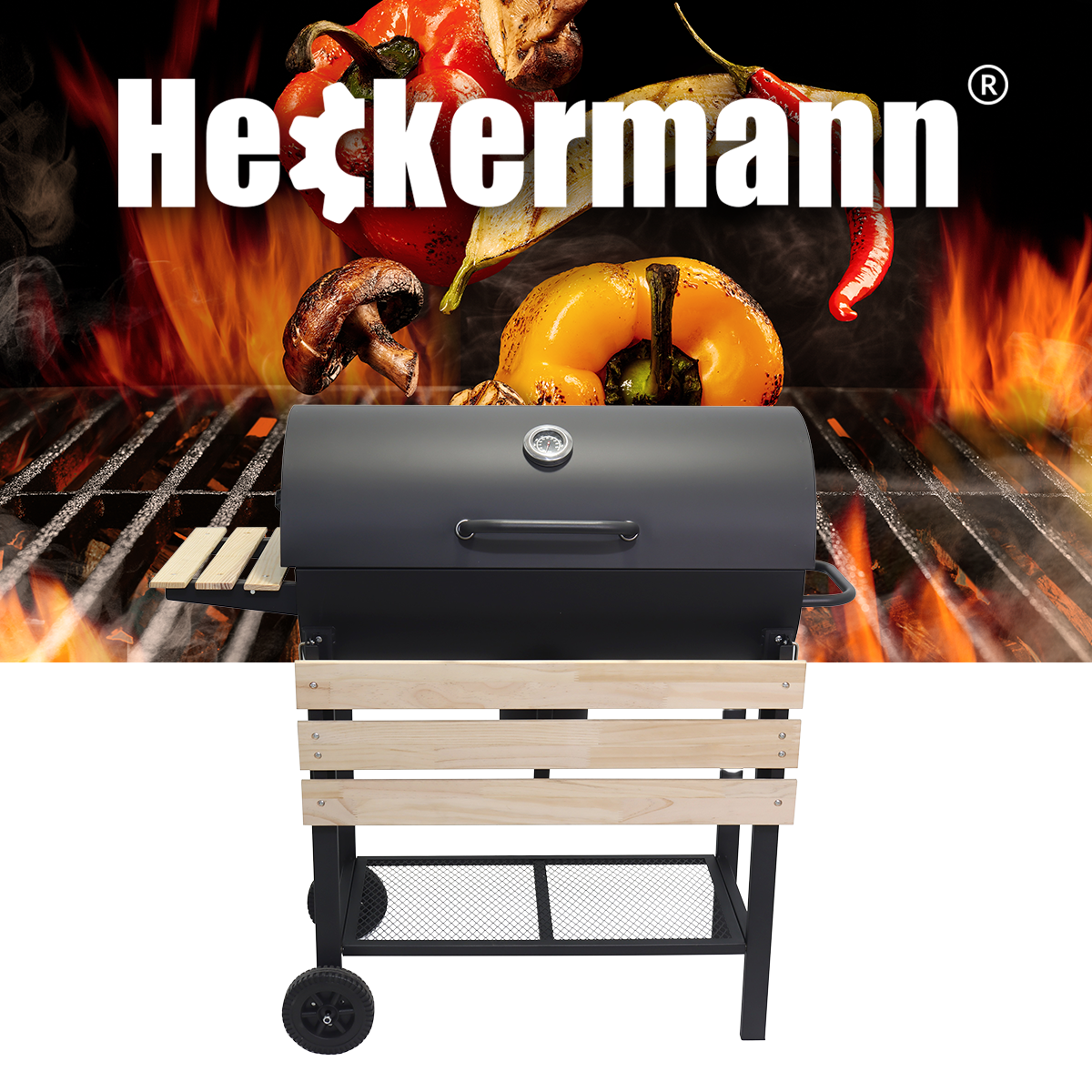 Czarny grill z drewnianymi półkami i kołami, na tle płomieni i warzyw.