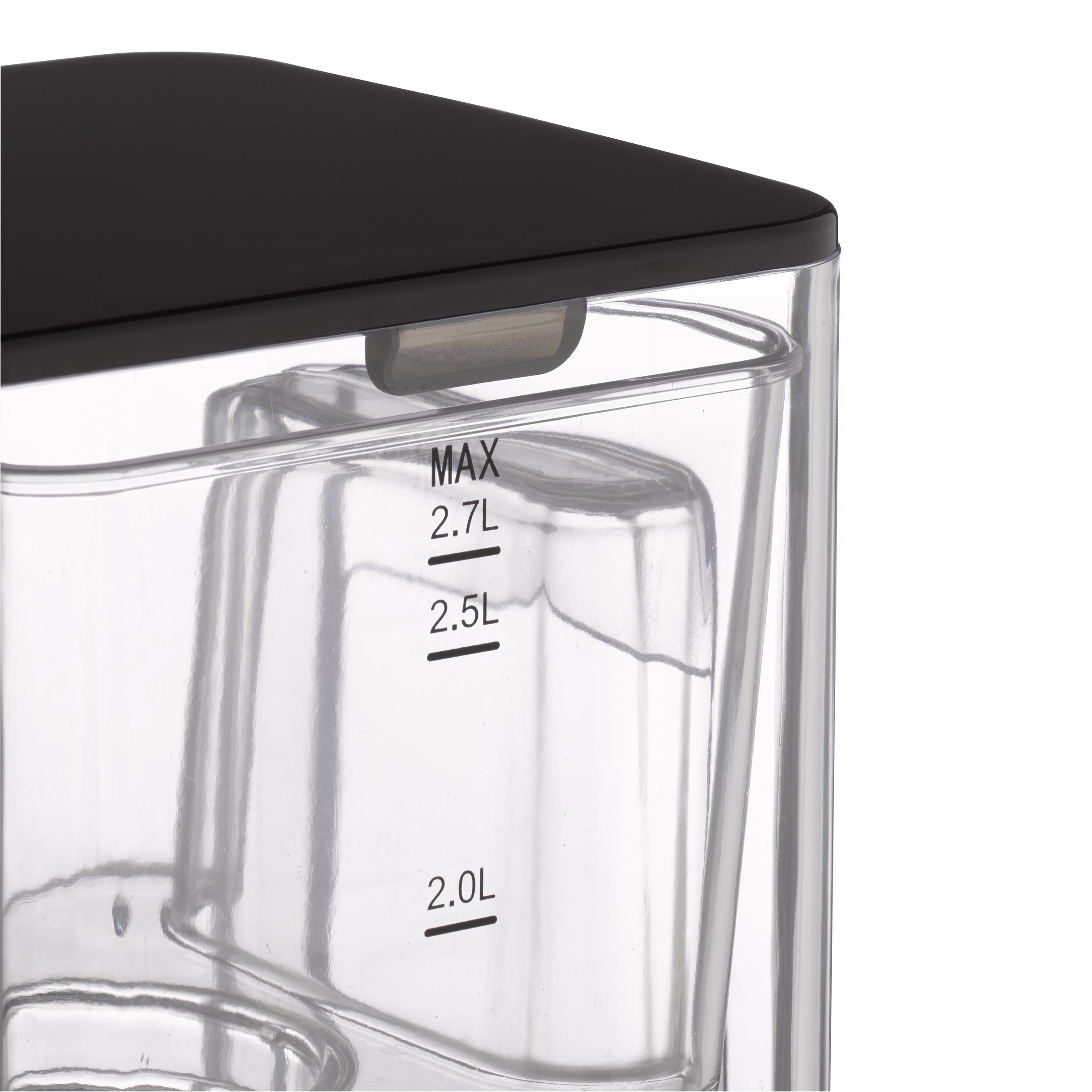 Transparenter Wasserbehälter mit schwarzen Deckel und Füllstandsanzeigen in Litern.