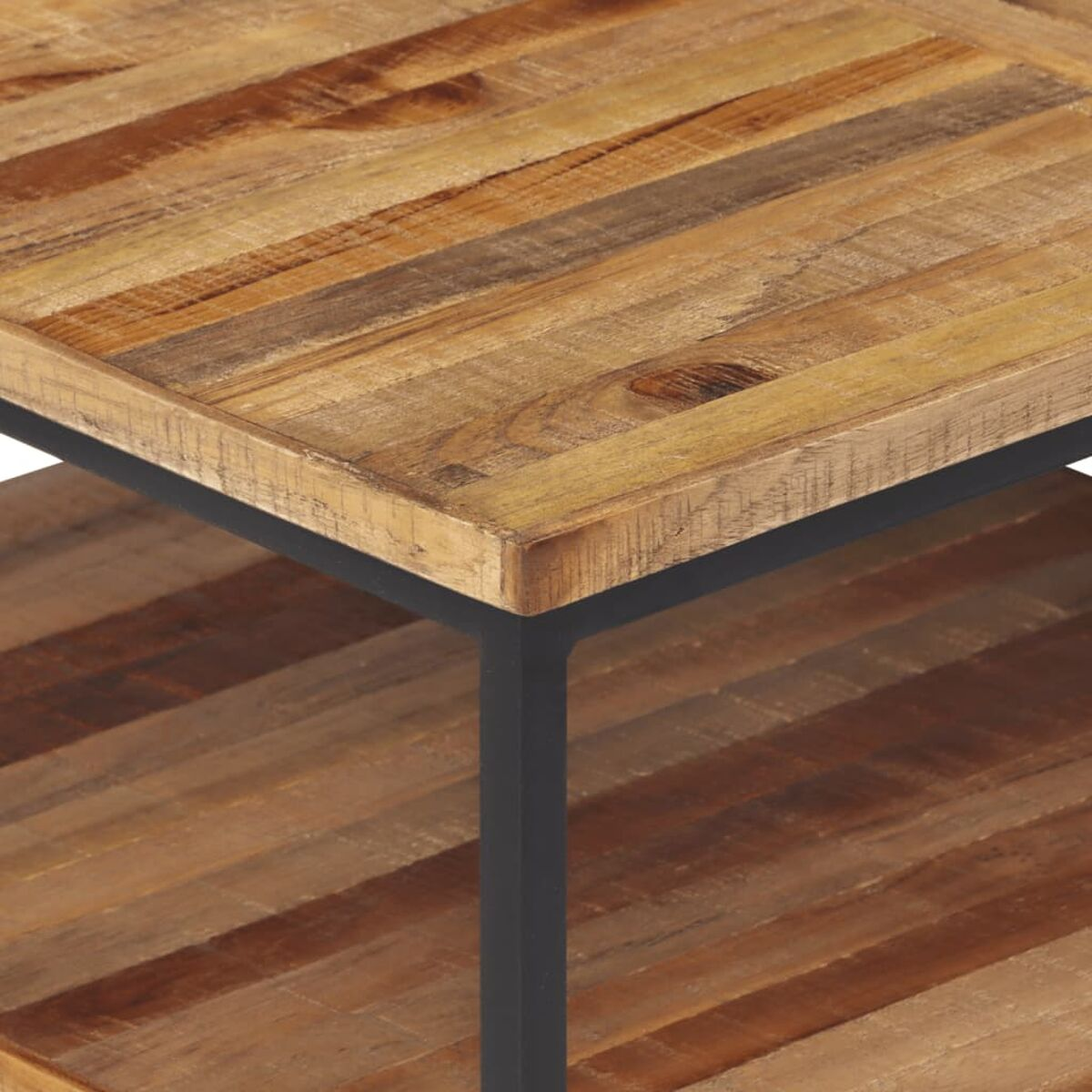 Holztisch mit zwei Ebenen und schwarzem Metallrahmen.