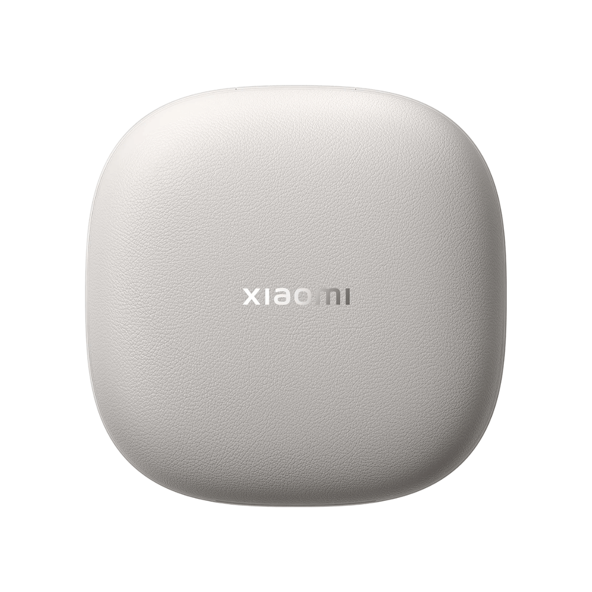 Jasnoszare, teksturowane etui ładujące ze srebrnym logo Xiaomi pośrodku.