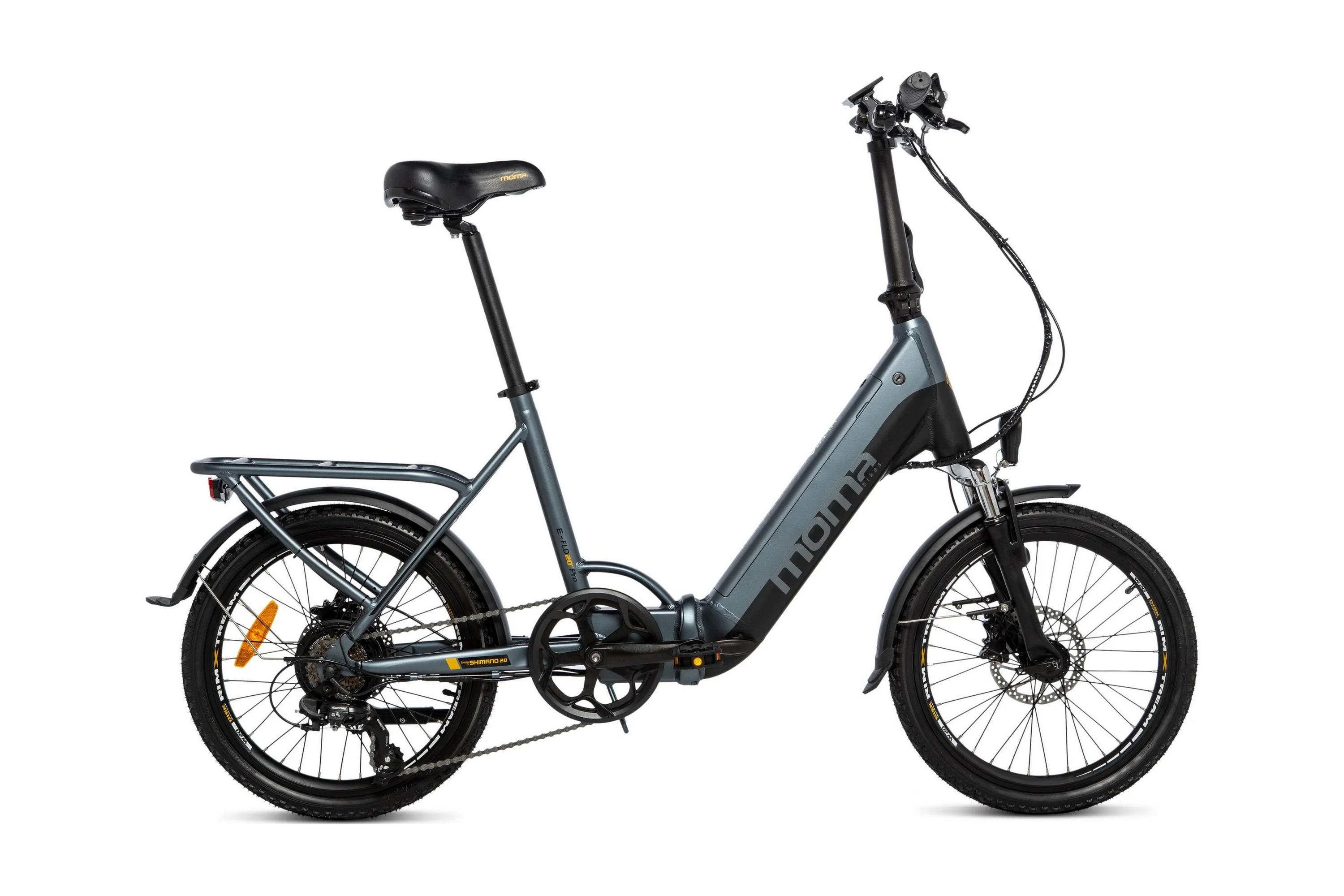 Bicicletta elettrica pieghevole grigia con portapacchi, freni a disco e logo Moma.