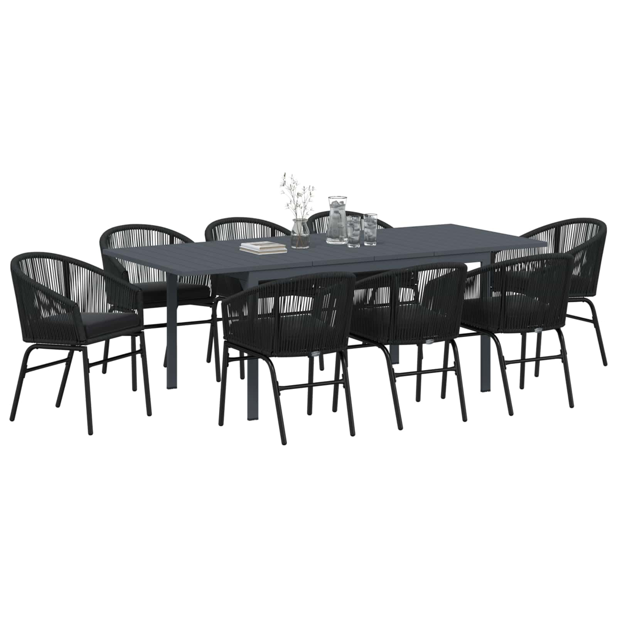 Una mesa de comedor oscura con ocho sillas negras tejidas de cuerda.