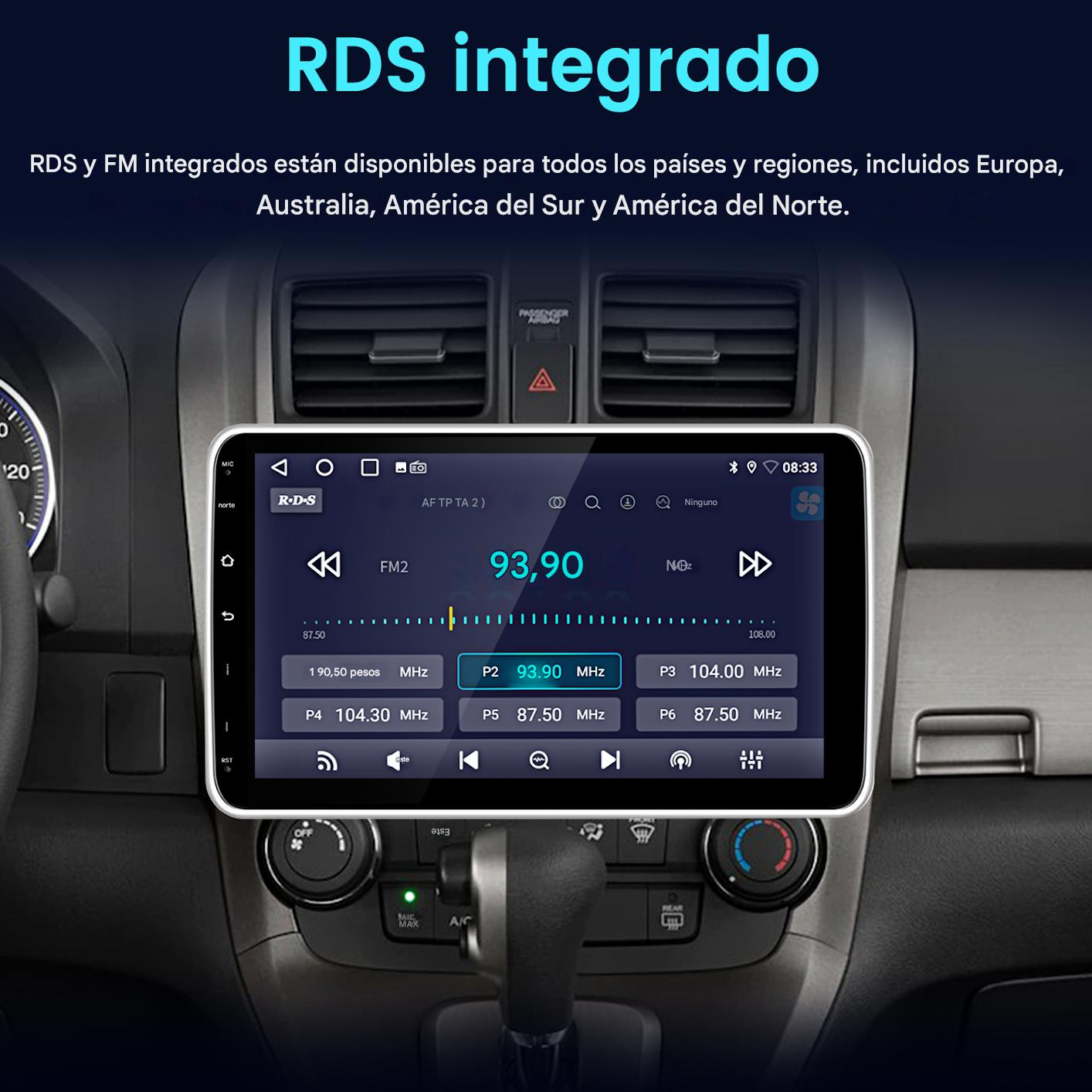 Sistema de infoentretenimiento de coche mostrando interfaz de radio.