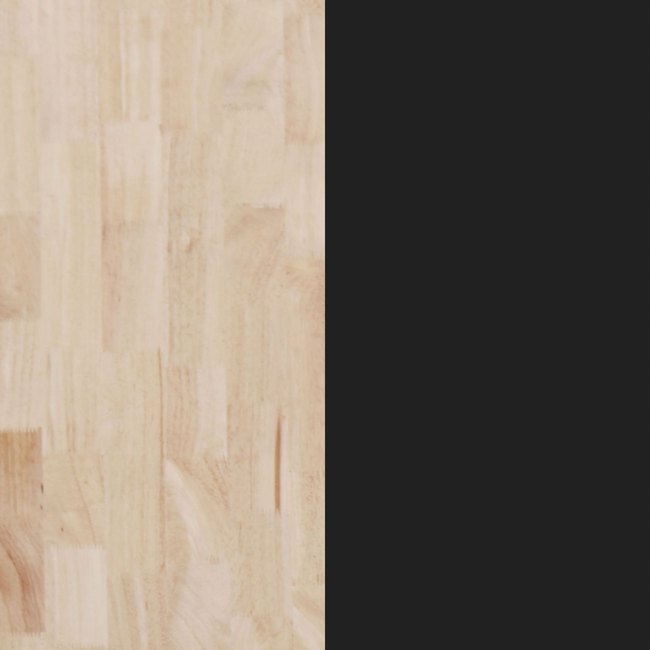 Grano de madera claro a la izquierda, fondo negro a la derecha.