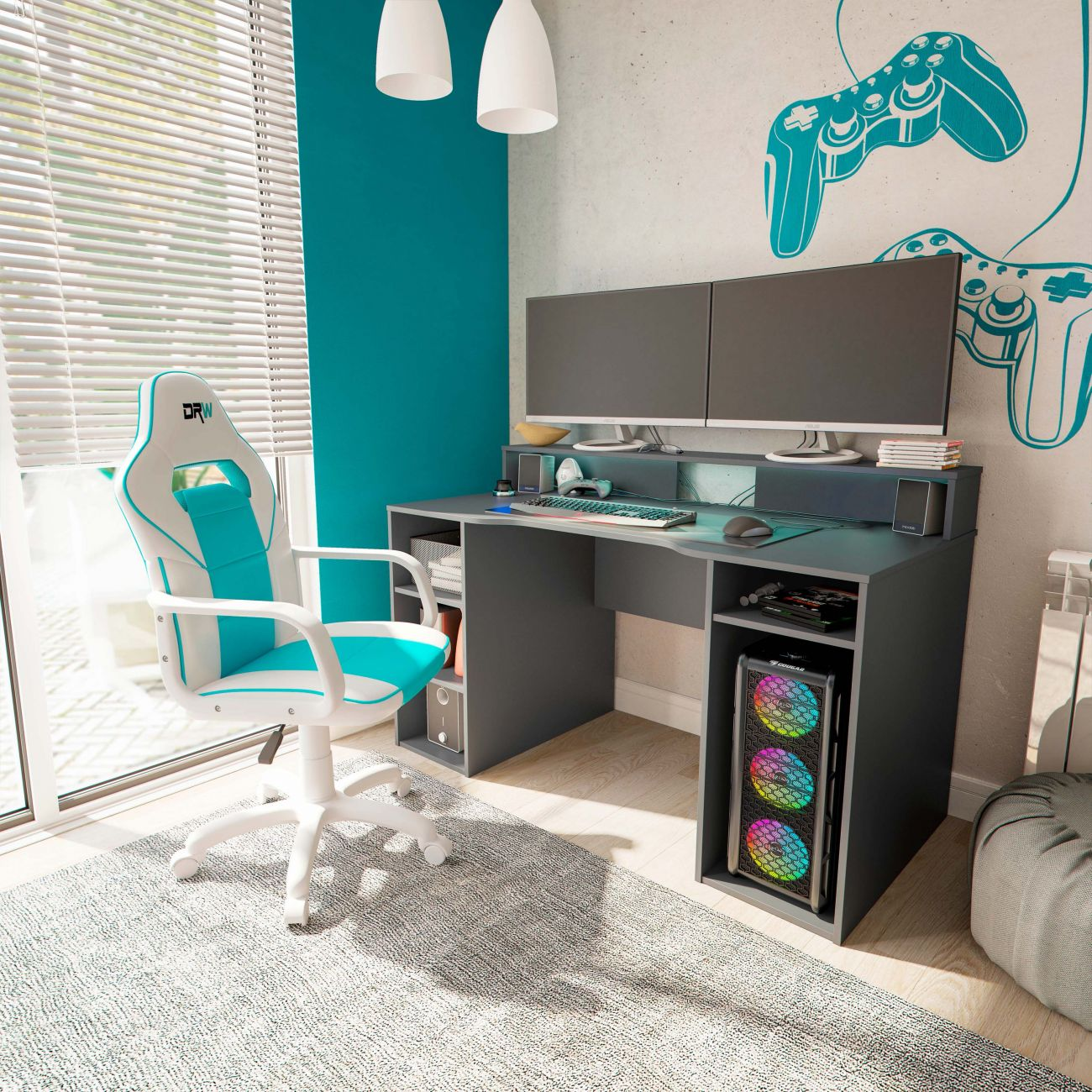 Un escritorio gamer con doble monitor, silla gamer blanca y turquesa.