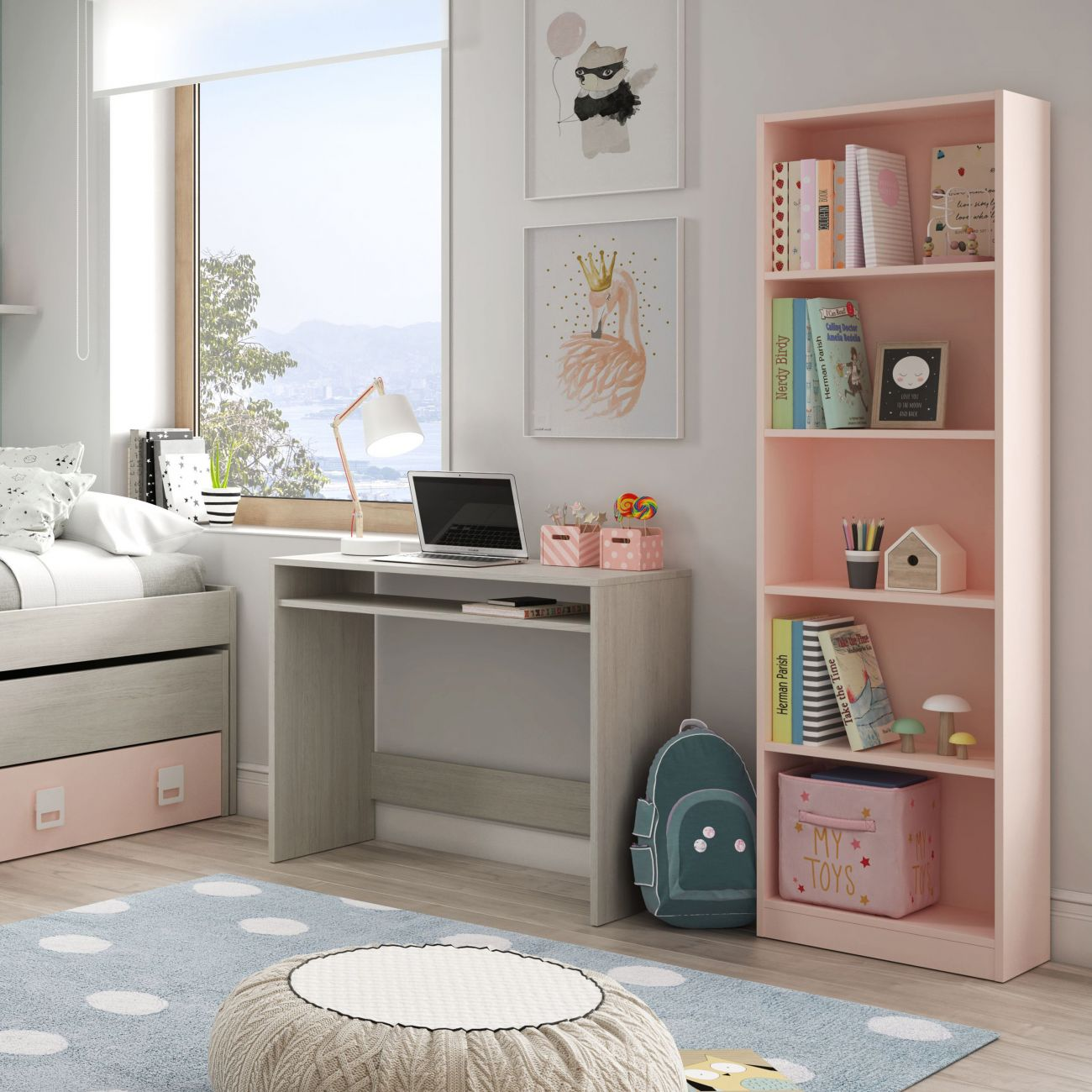 Habitación infantil con escritorio, portátil, estantería, cama y decoración.