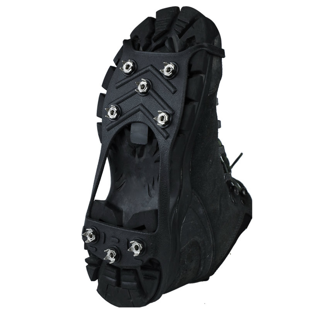 Czarny but z kolcami na lód i śnieg. Posiada metalowe ćwieki dla przyczepności.