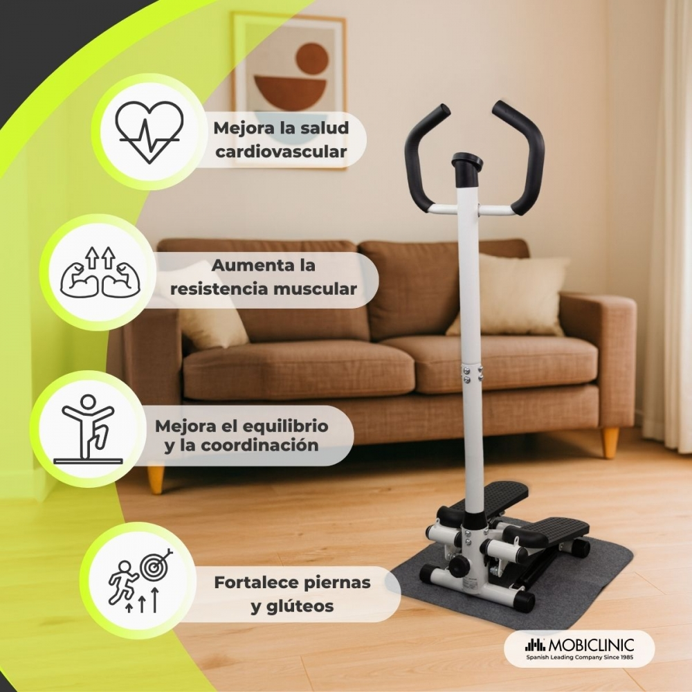 Una máquina de ejercicios stepper sobre alfombra frente a un sofá. Infoboxes listan beneficios.