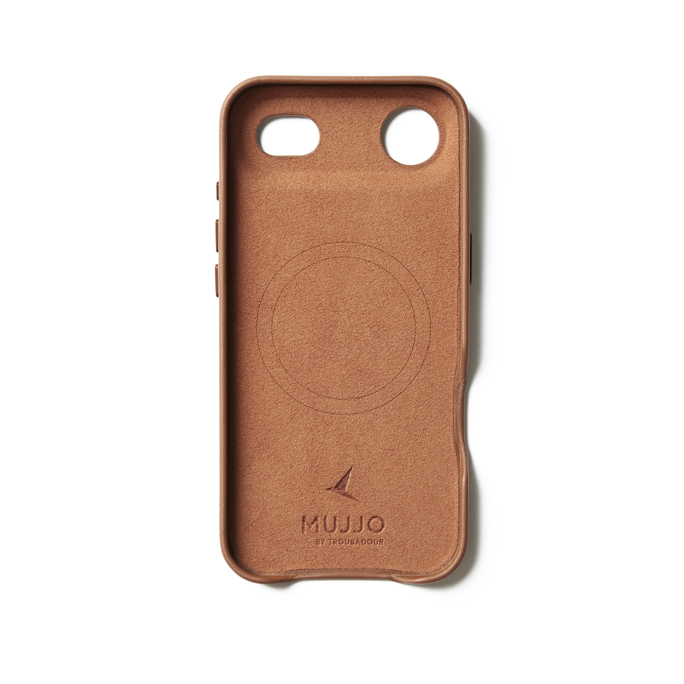 Brązowe etui na telefon z logo MUJJO i wytłoczeniem koła.